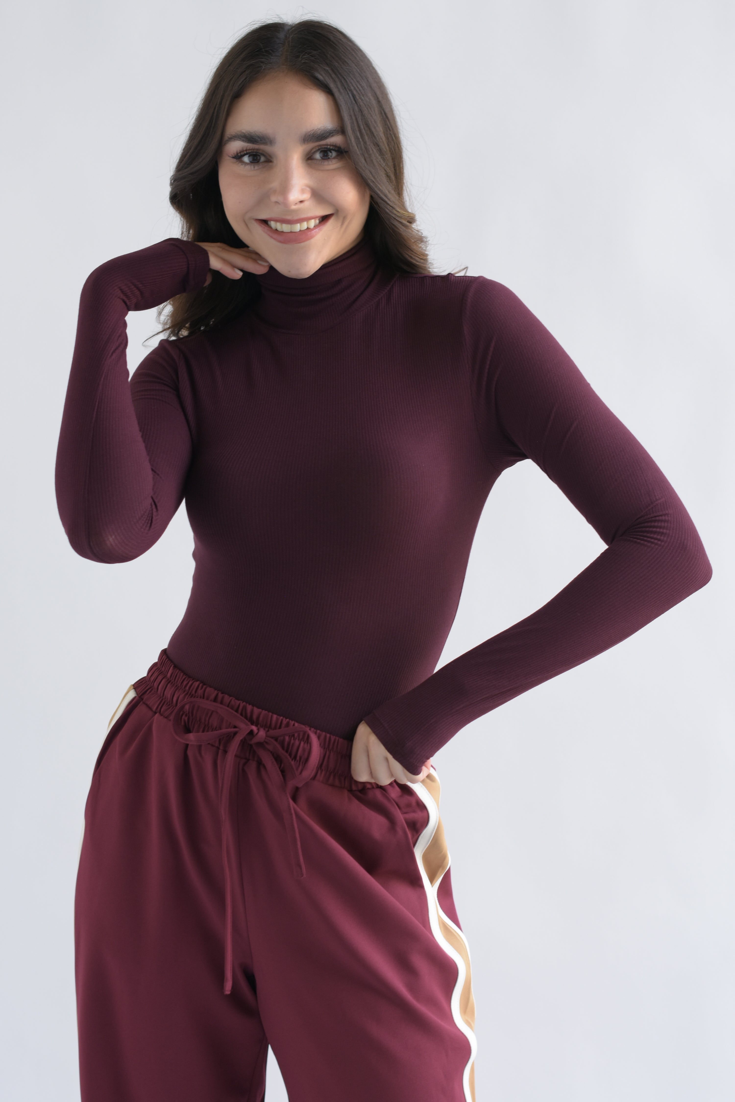 Body manga larga cuello alto Vino