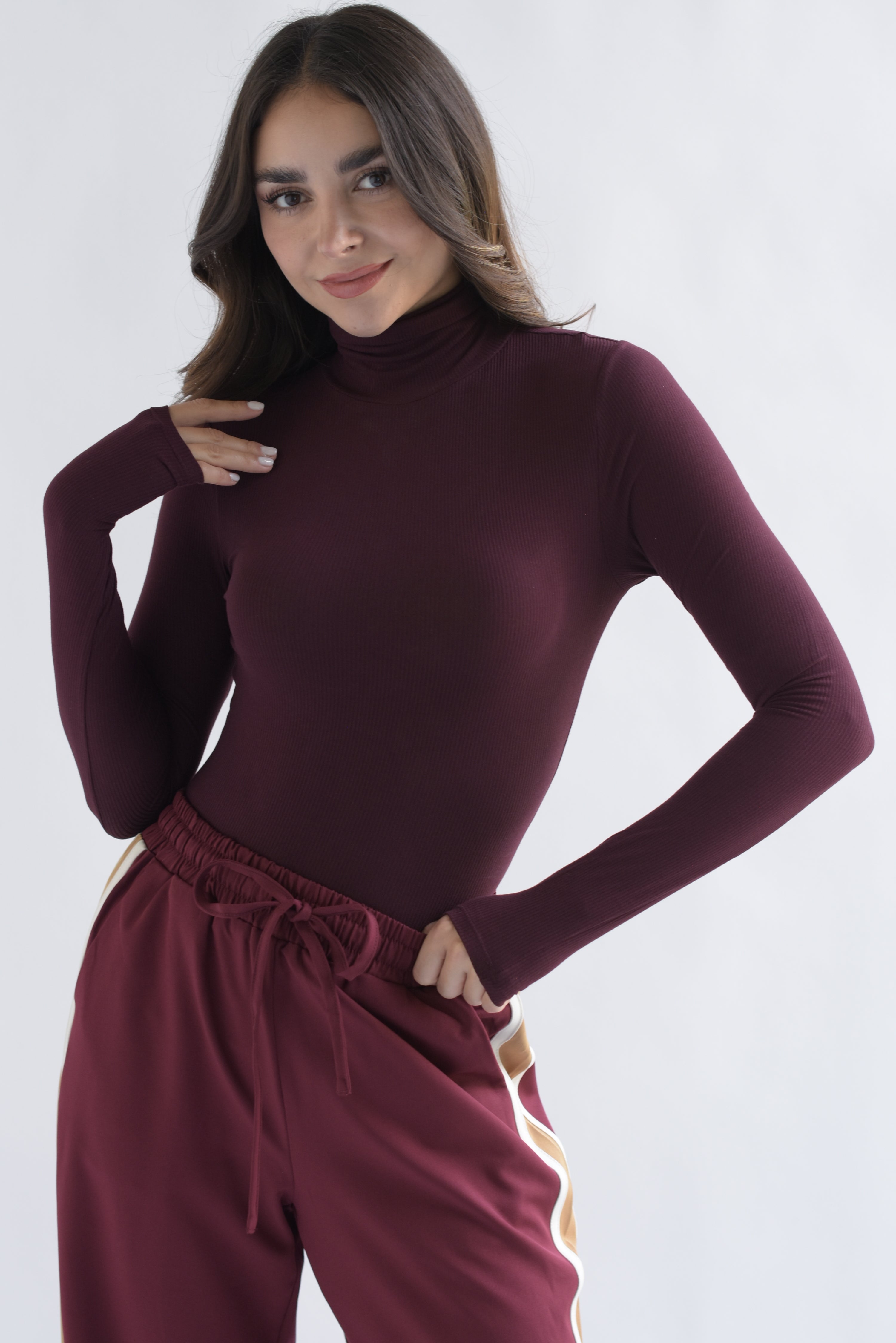 Body manga larga cuello alto Vino