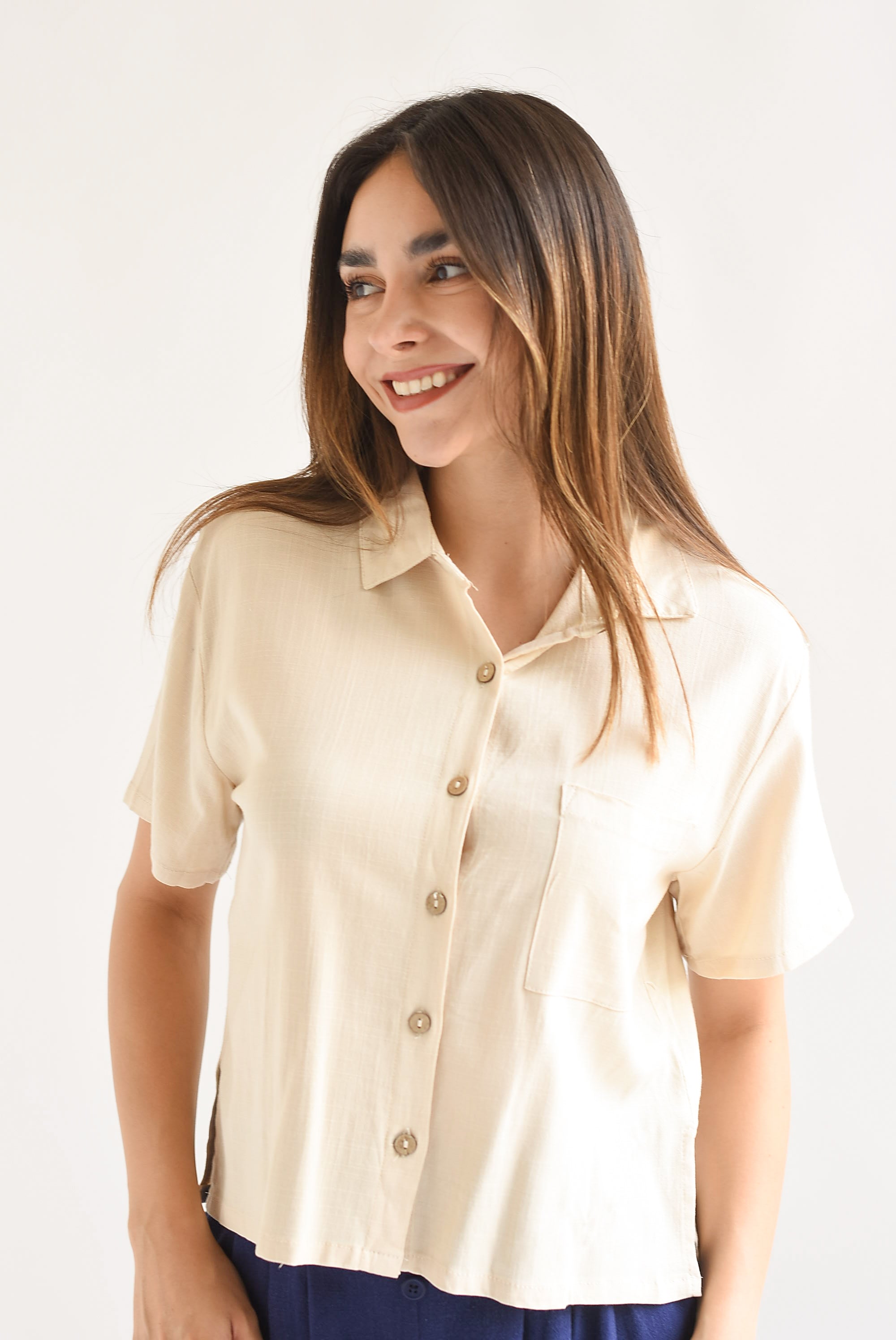 Camisa manga corta tipo lino Crudo