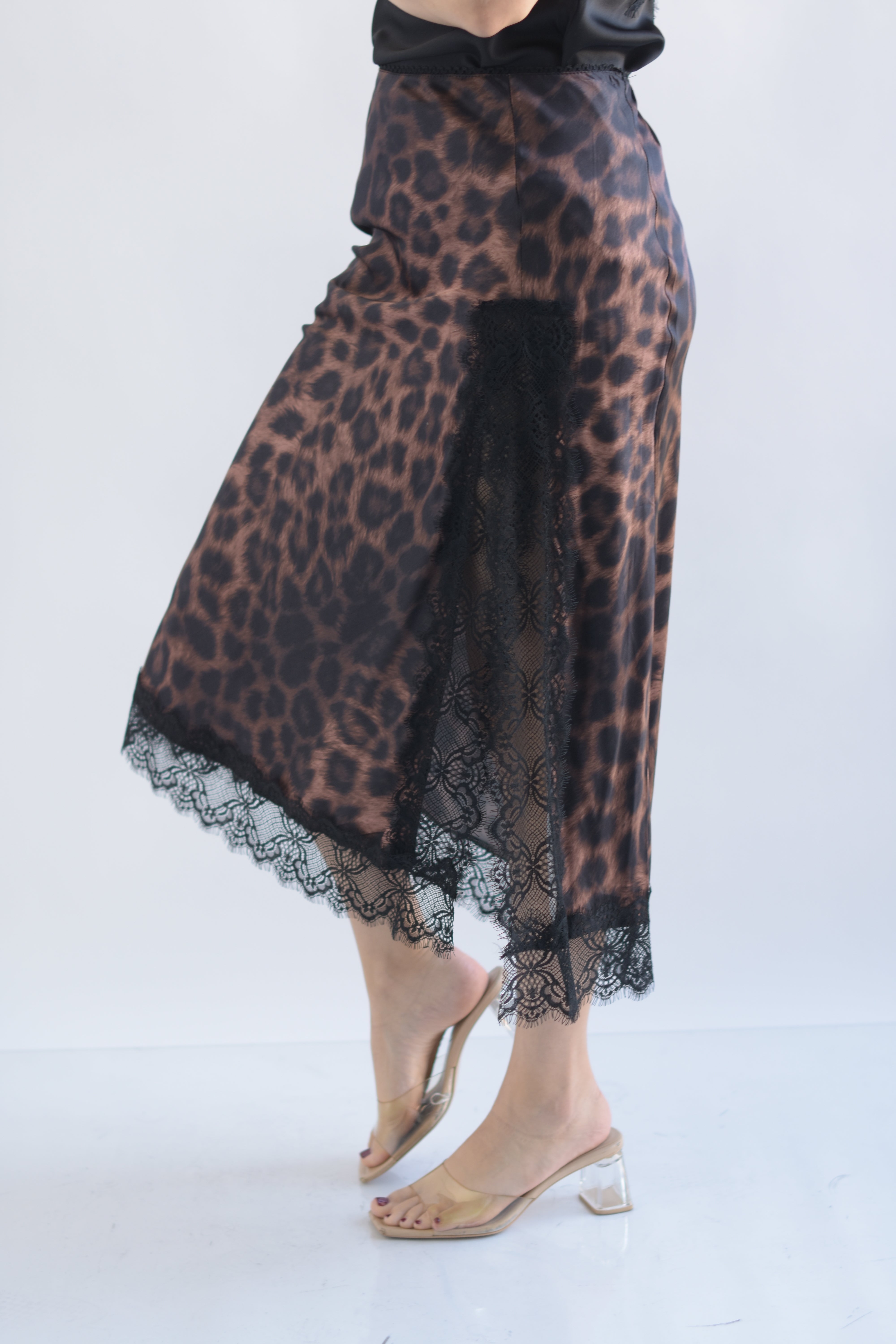 Falda lencera encaje Leopardo