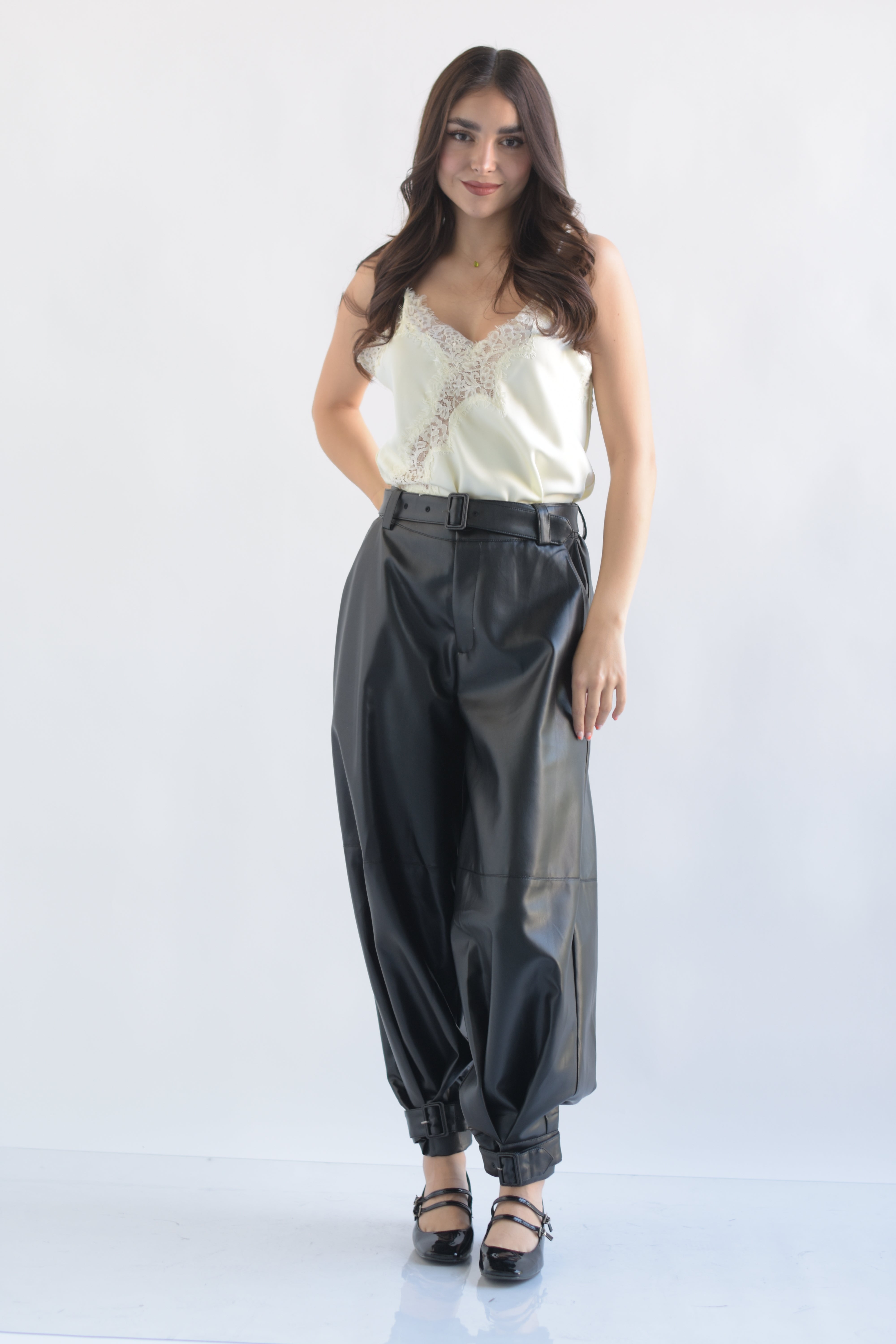 Pantalón globo vinipiel Negro