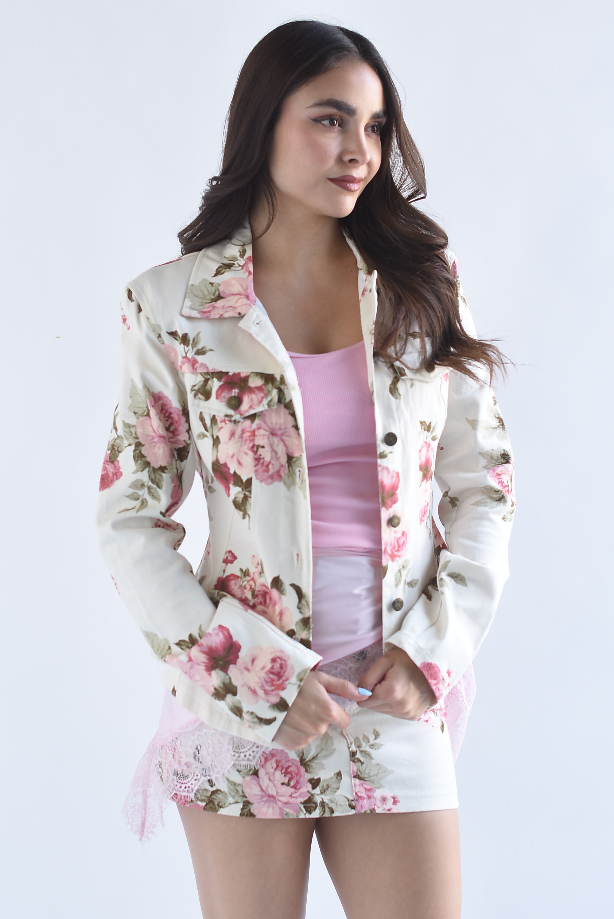 Set Chamarra peplum y Falda corta Denim flores