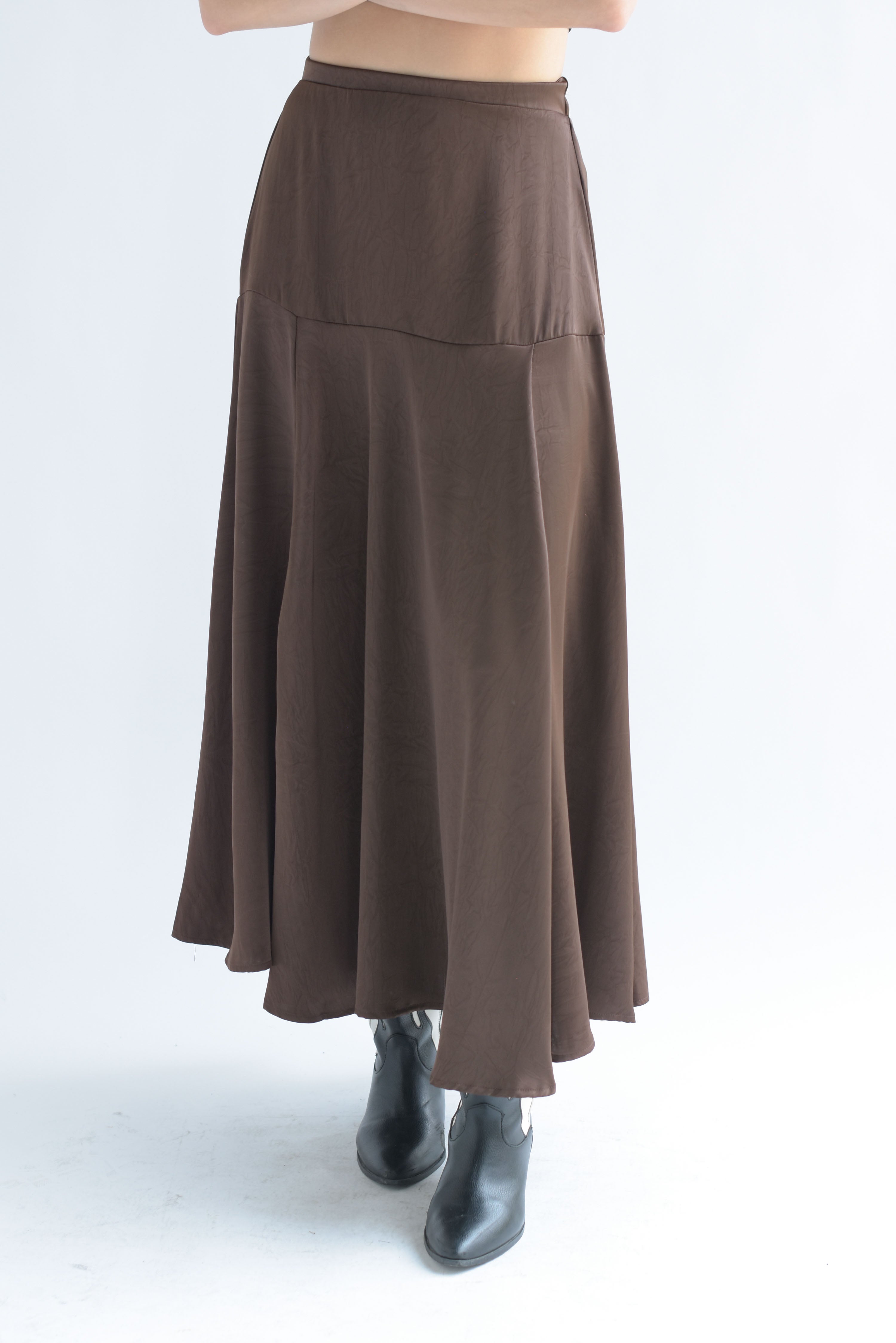 Falda satín corte A Espresso