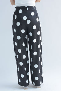 Fashion Styled Pantalón pinzas polka dots Negro