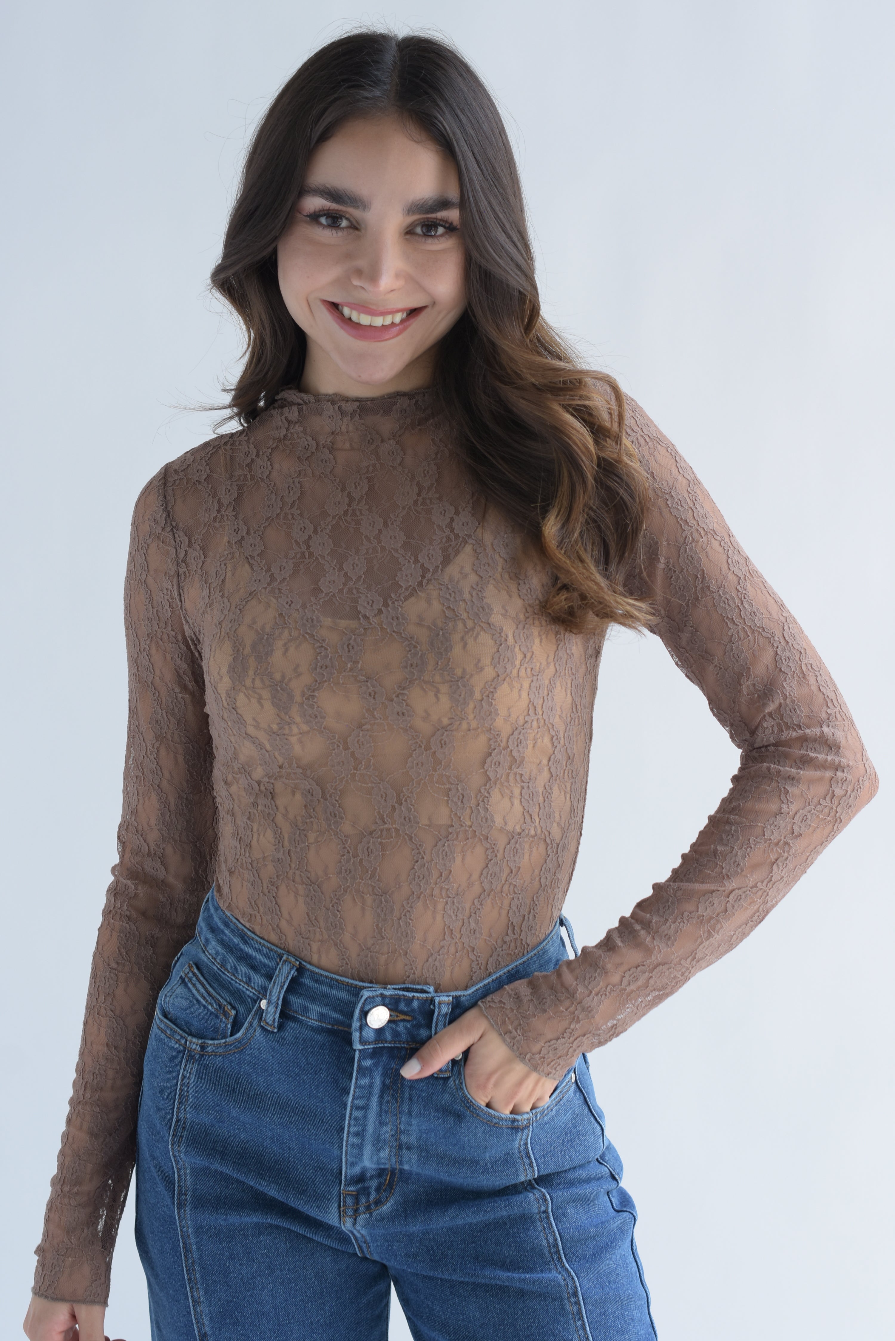 Blusa manga larga encaje flores Café