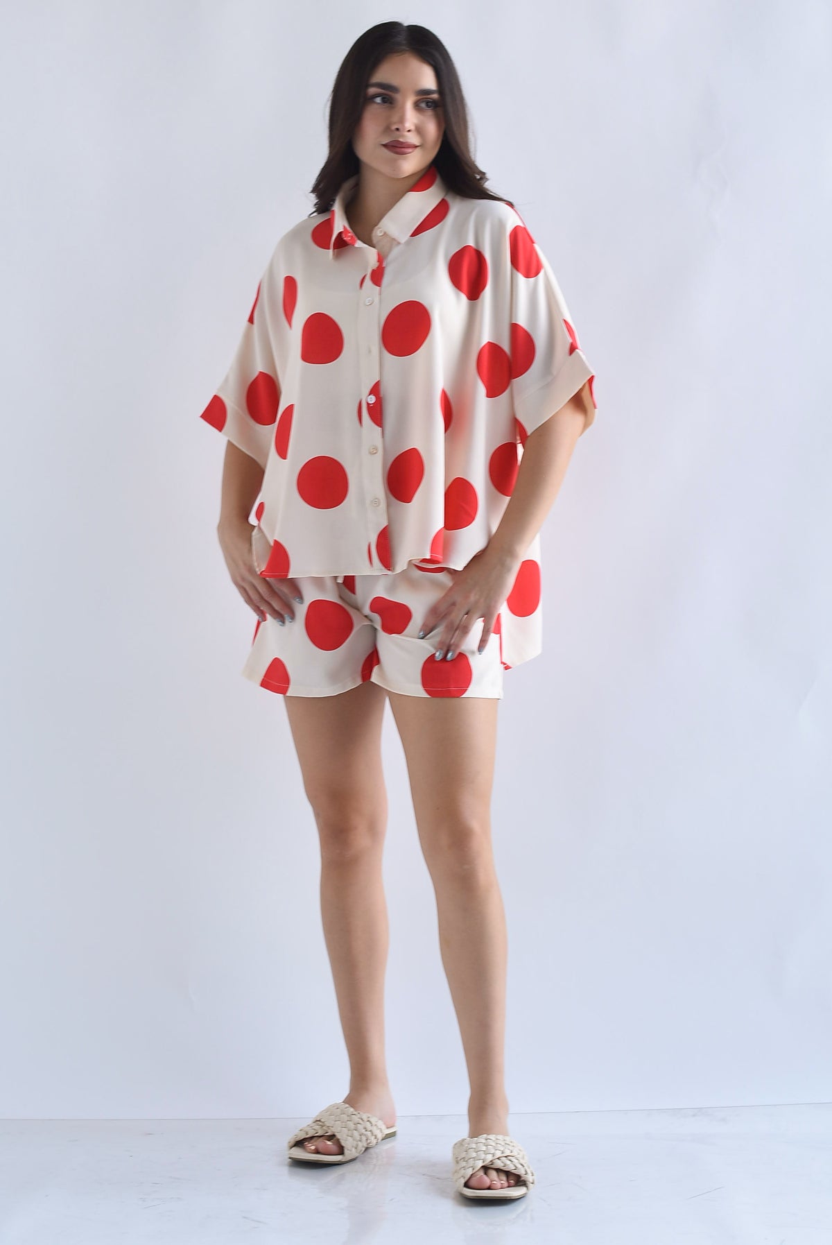 Set Short y Blusa polka dots rojos
