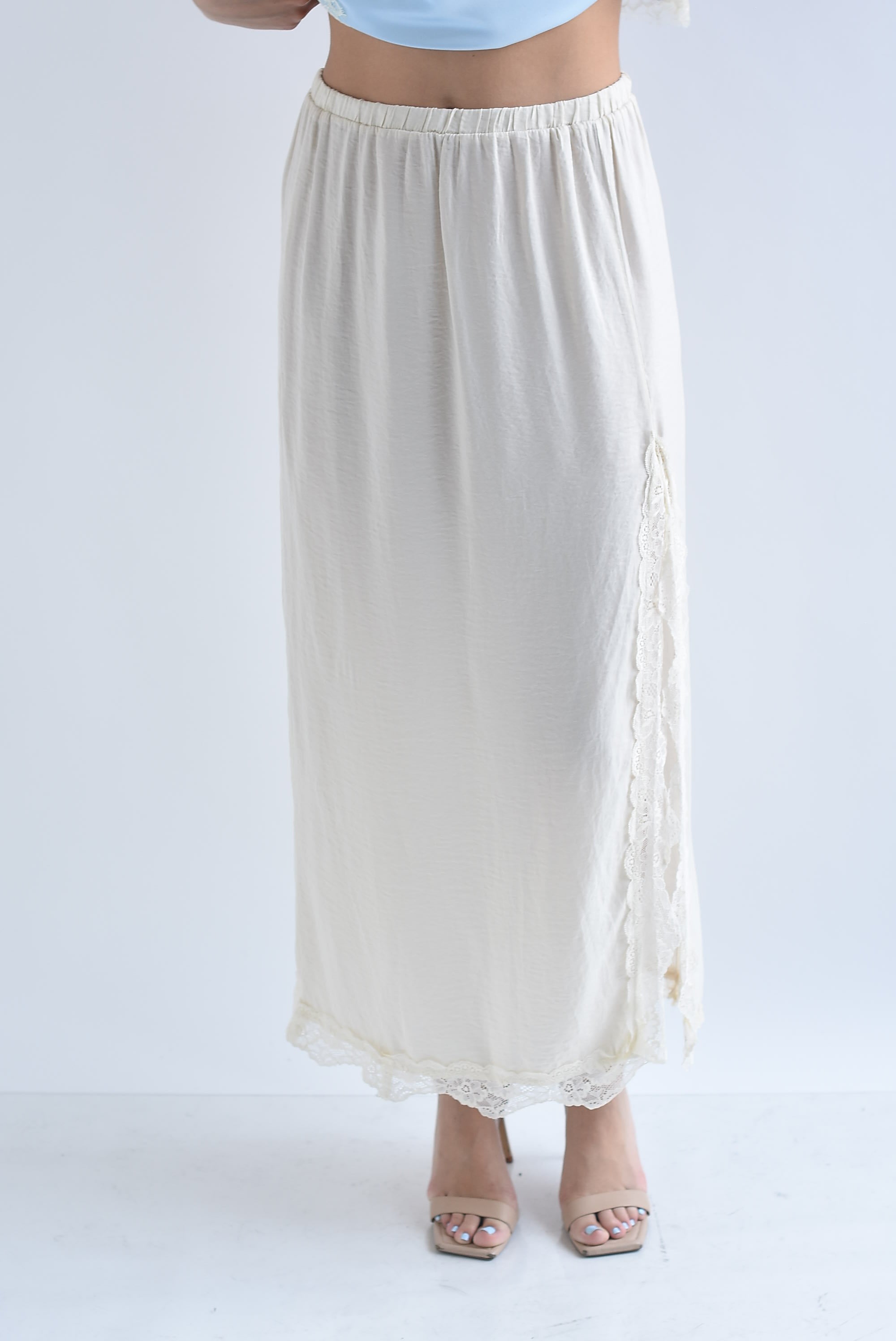 Falda lencera abertura