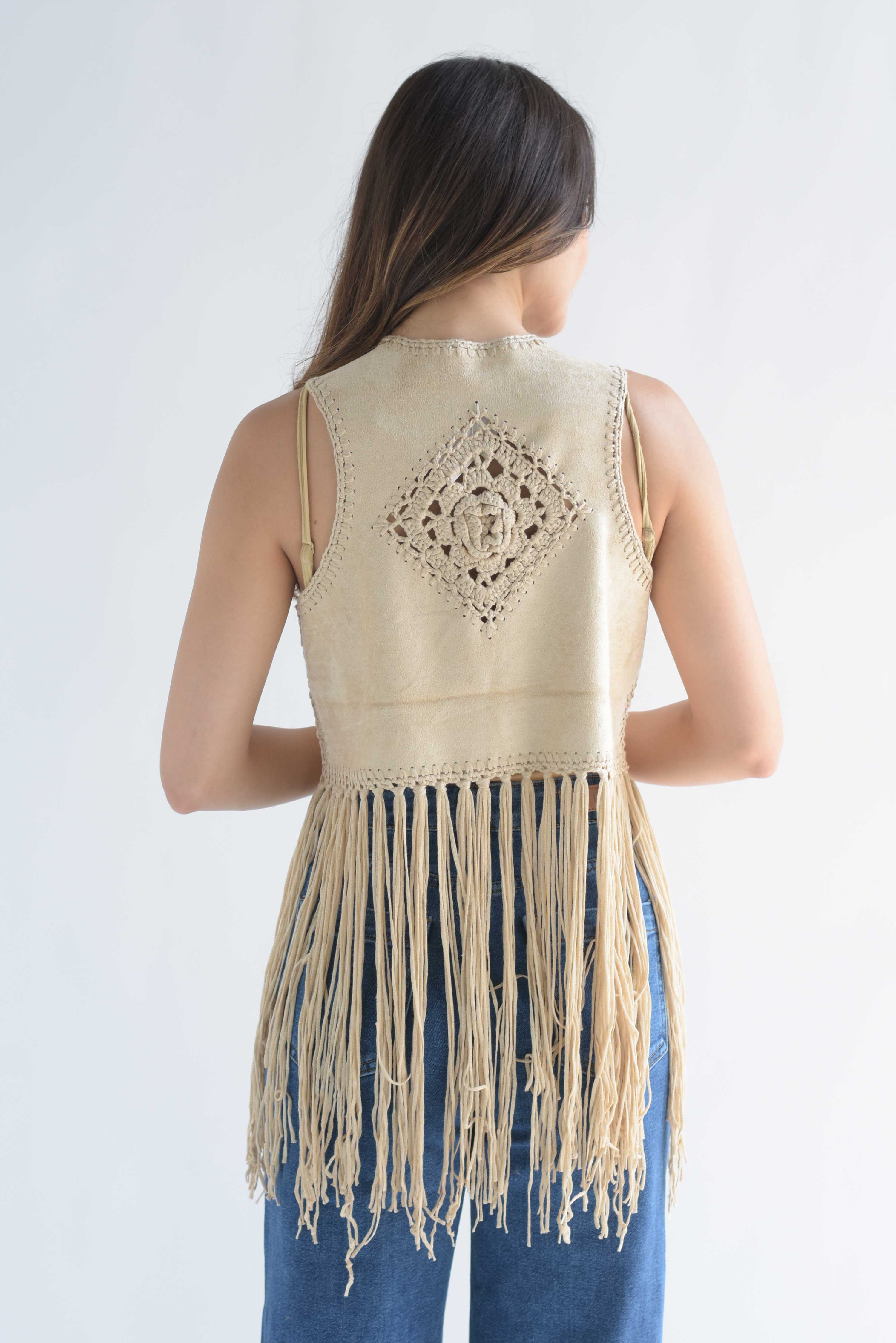 Chaleco crochet  flecos suede Beige
