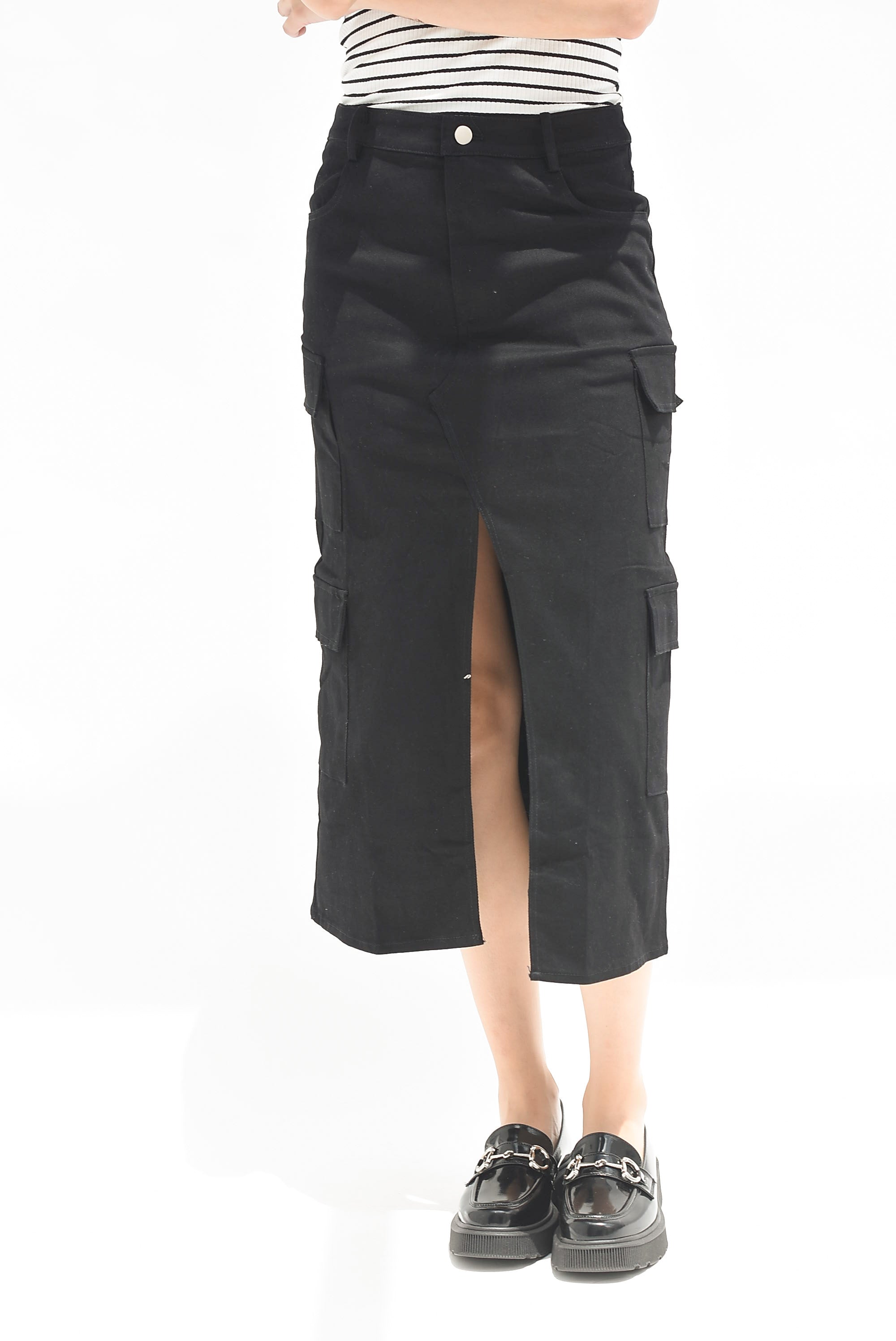 Falda denim cargo Negra