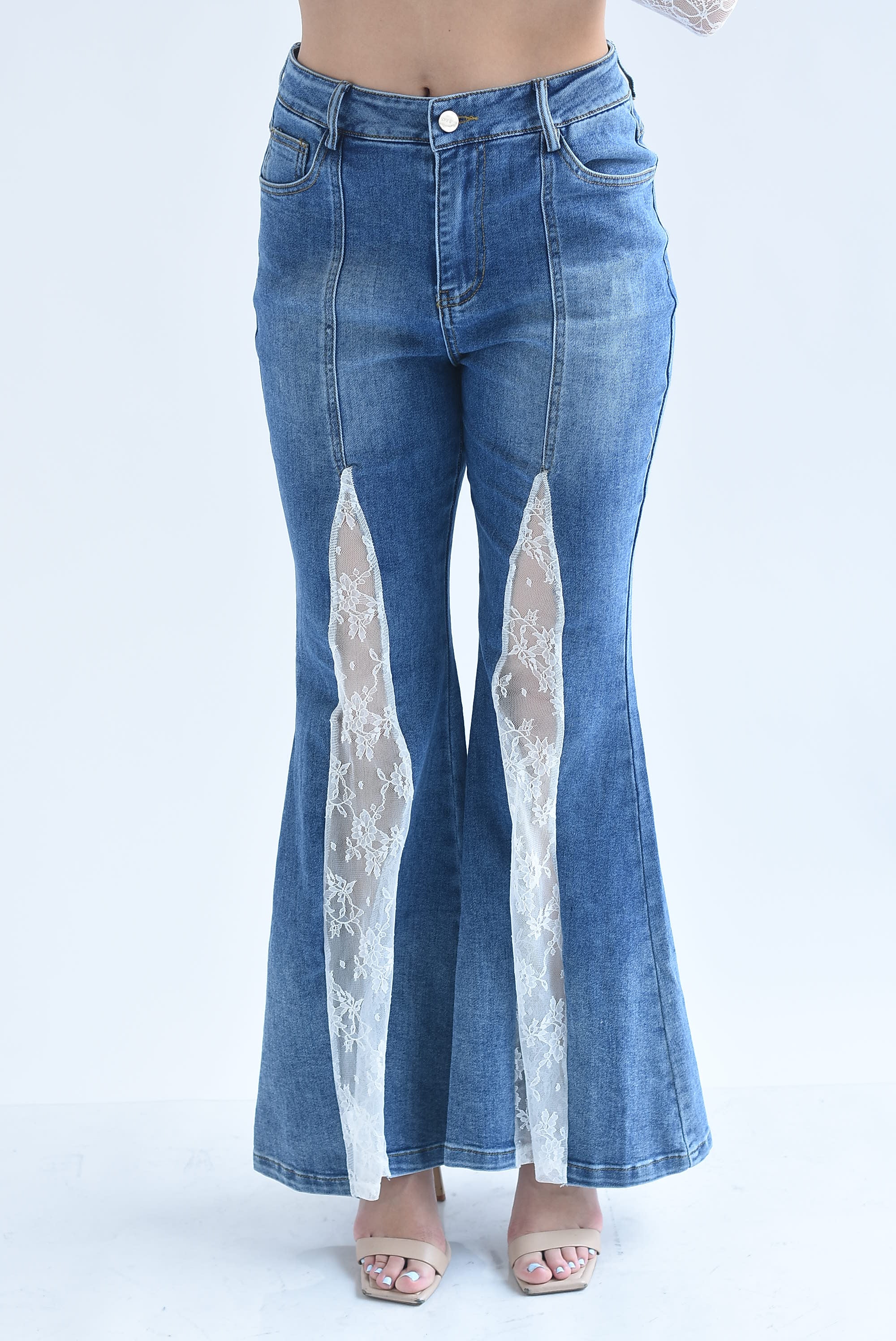 Jeans campana encaje y pareo