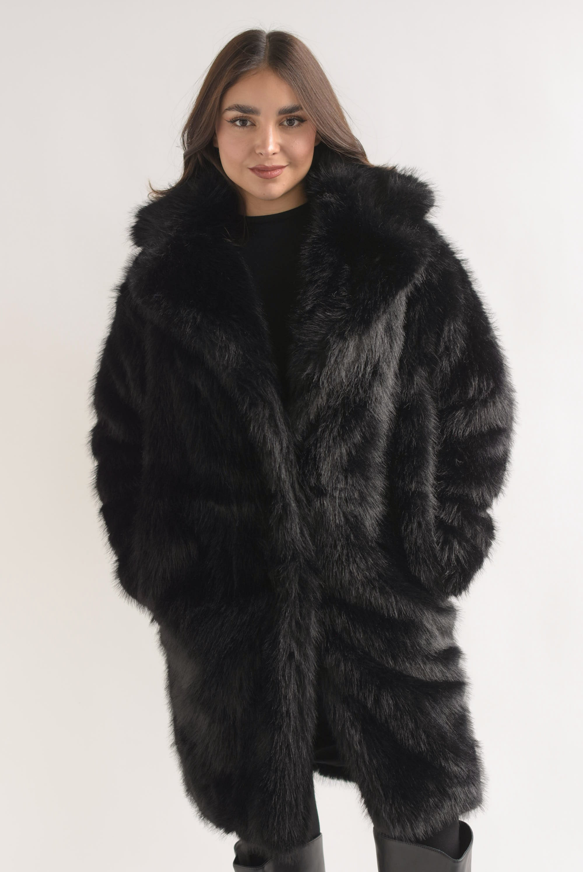 Abrigo largo faux fur solapa