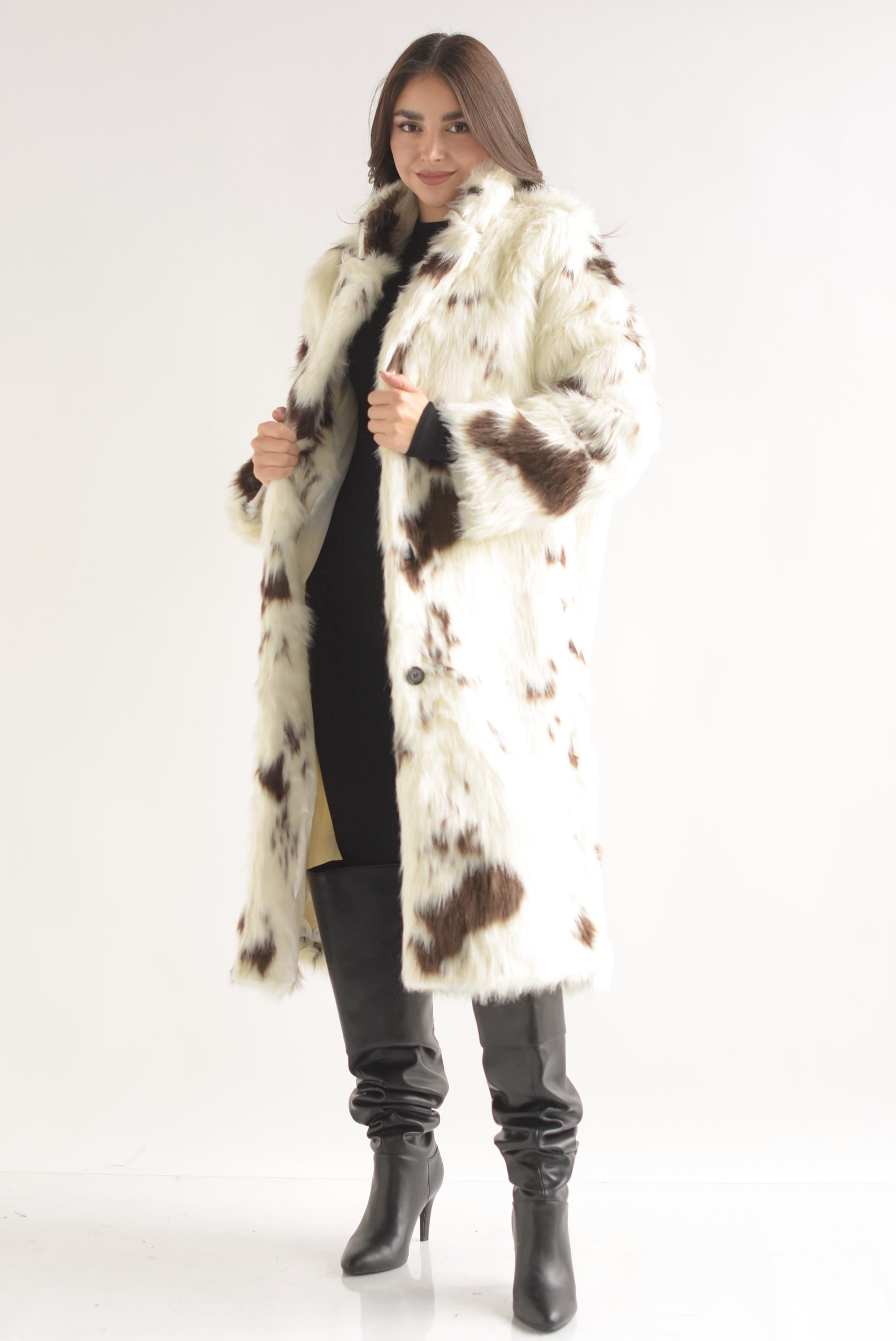 Abrigo largo faux fur Cow