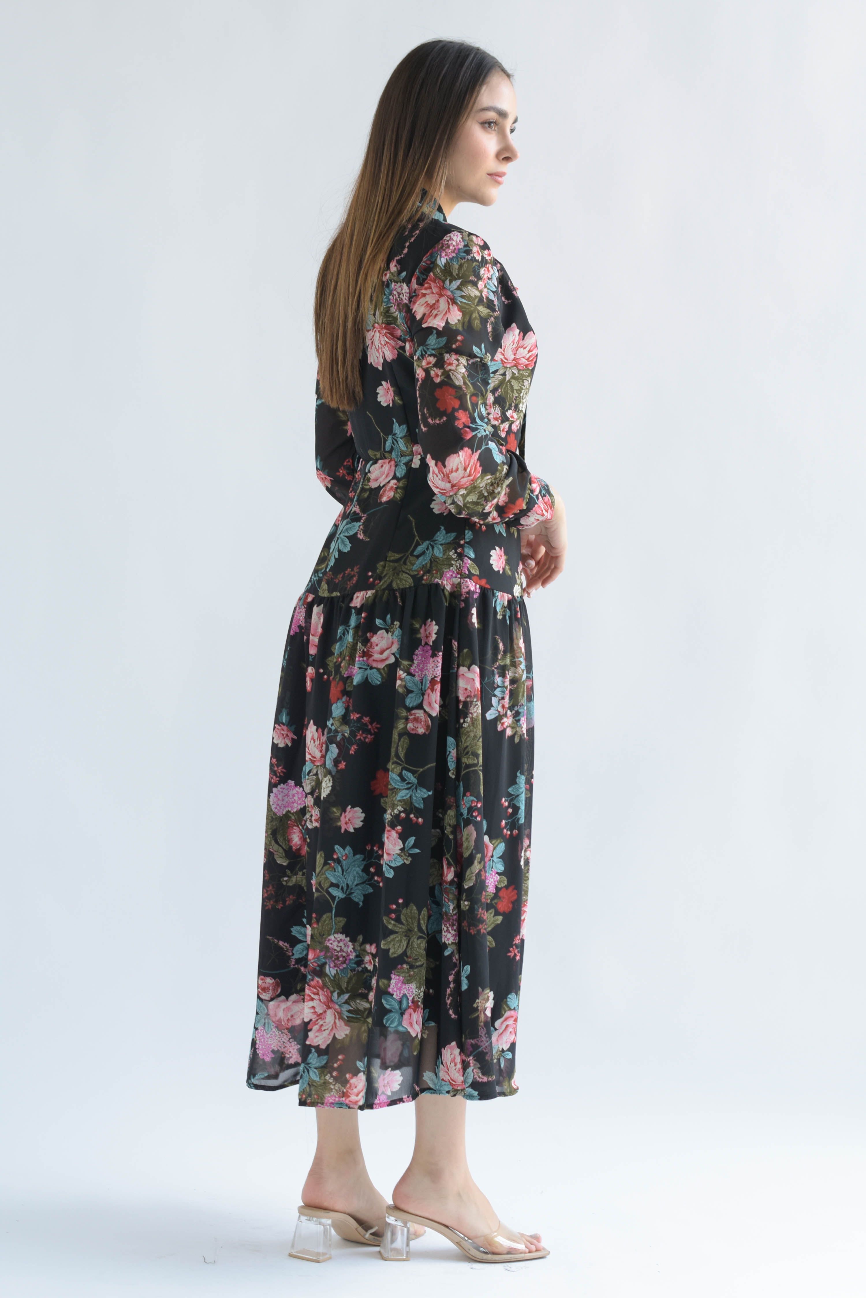 Vestido olán gasa flores Negro