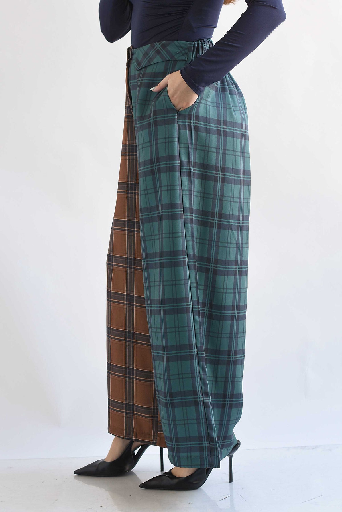 Pantalón pretina doblada cuadros