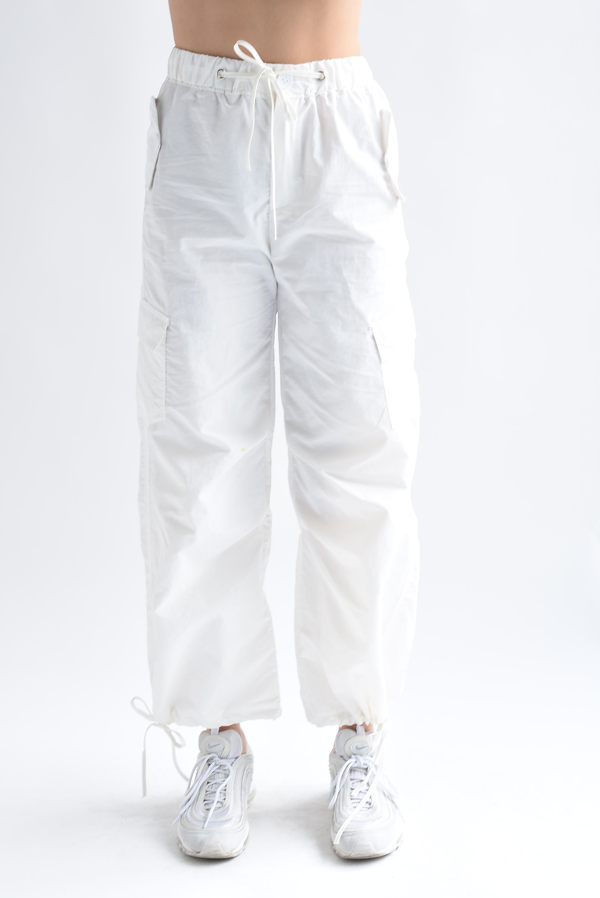 Pantalón parachute cargo Blanco
