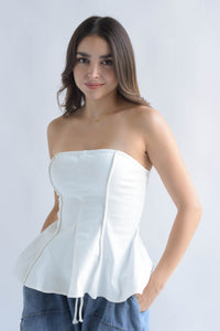 Fashion Styled Blusa strapless peplum Denim Blanco