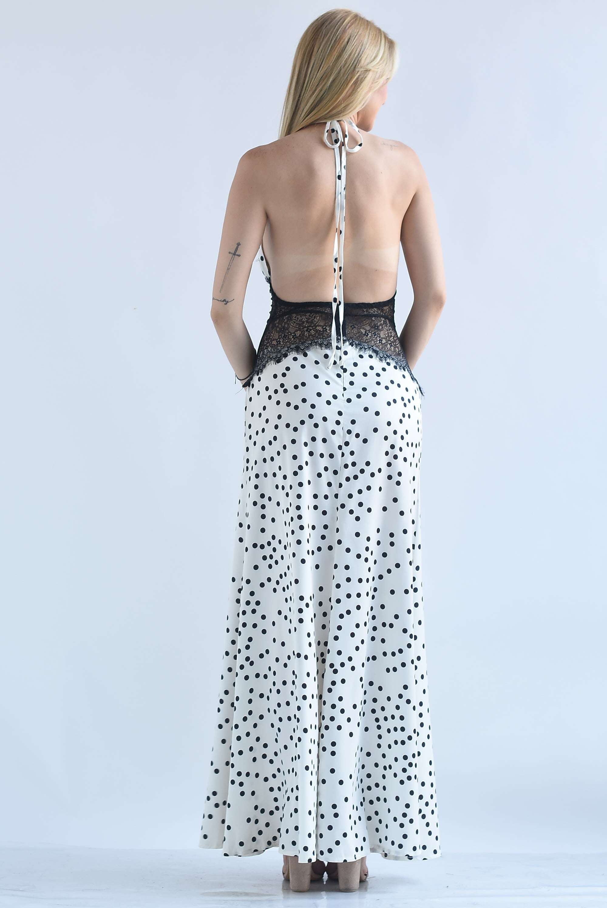 Vestido halter cintura encaje polka dots