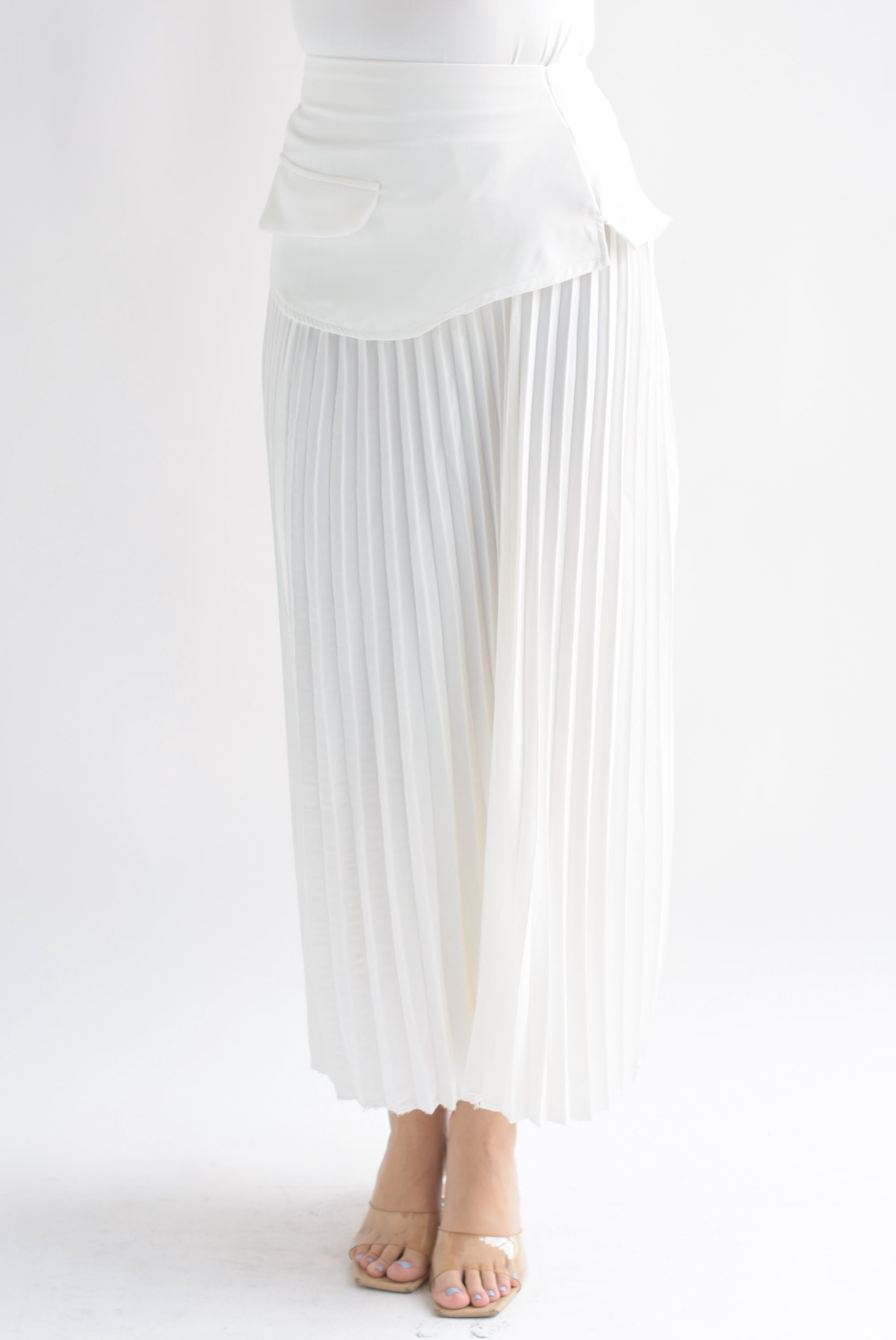 Falda plisada pretina removible Blanca