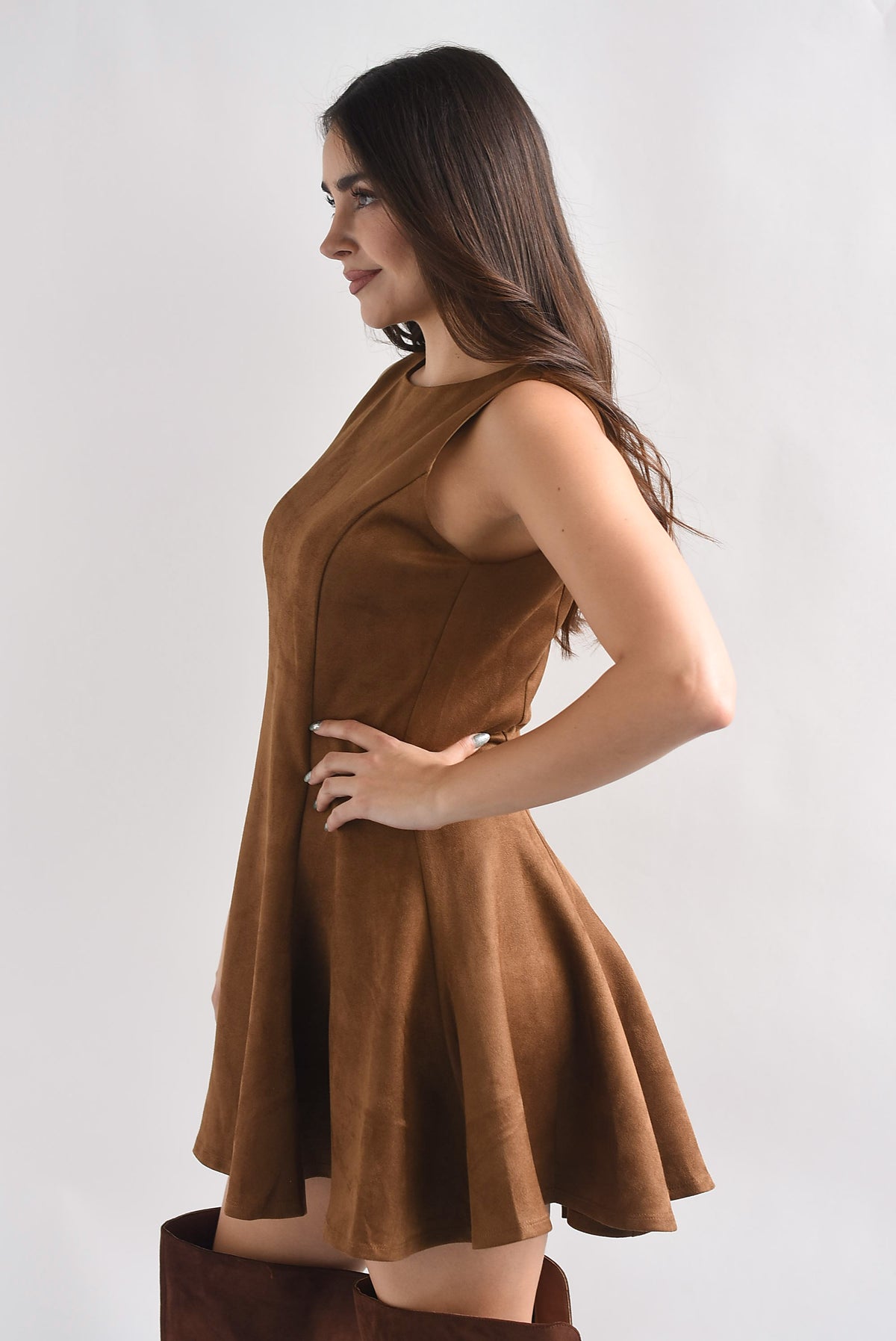Vestido suede sin manga Camel
