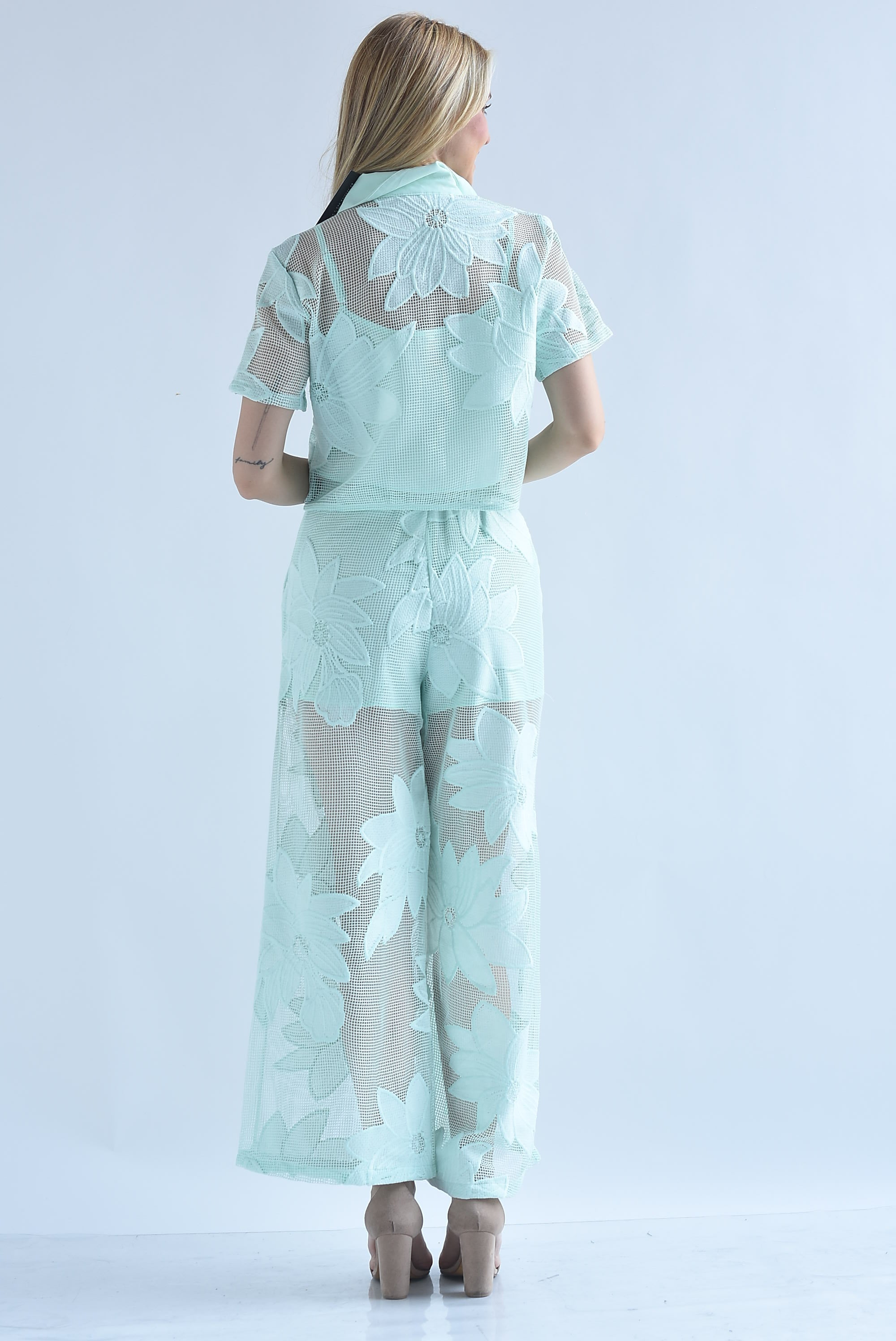 Set Pantalón y Blusa fishnet flores
