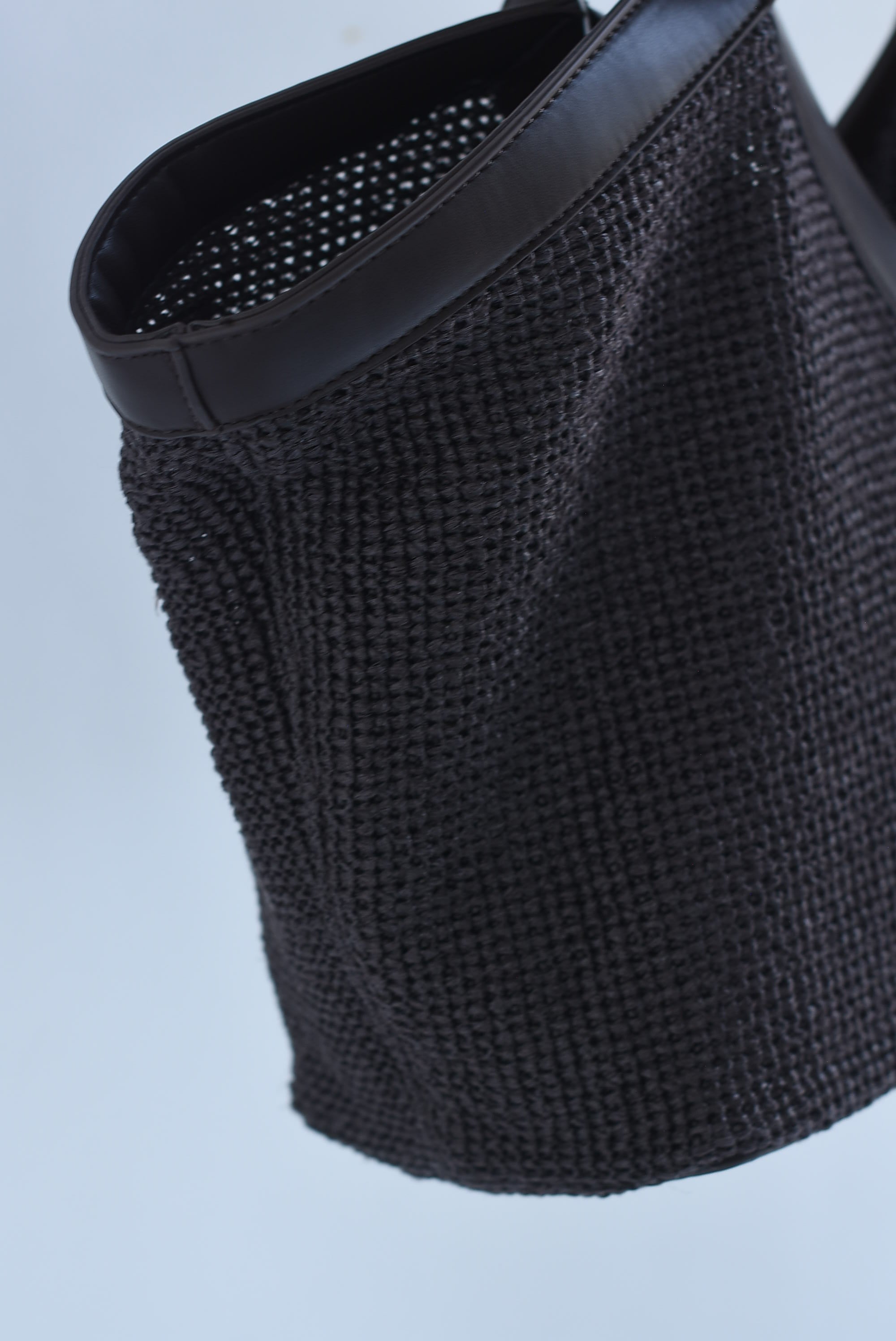 Bolso shopper rafia con pouch