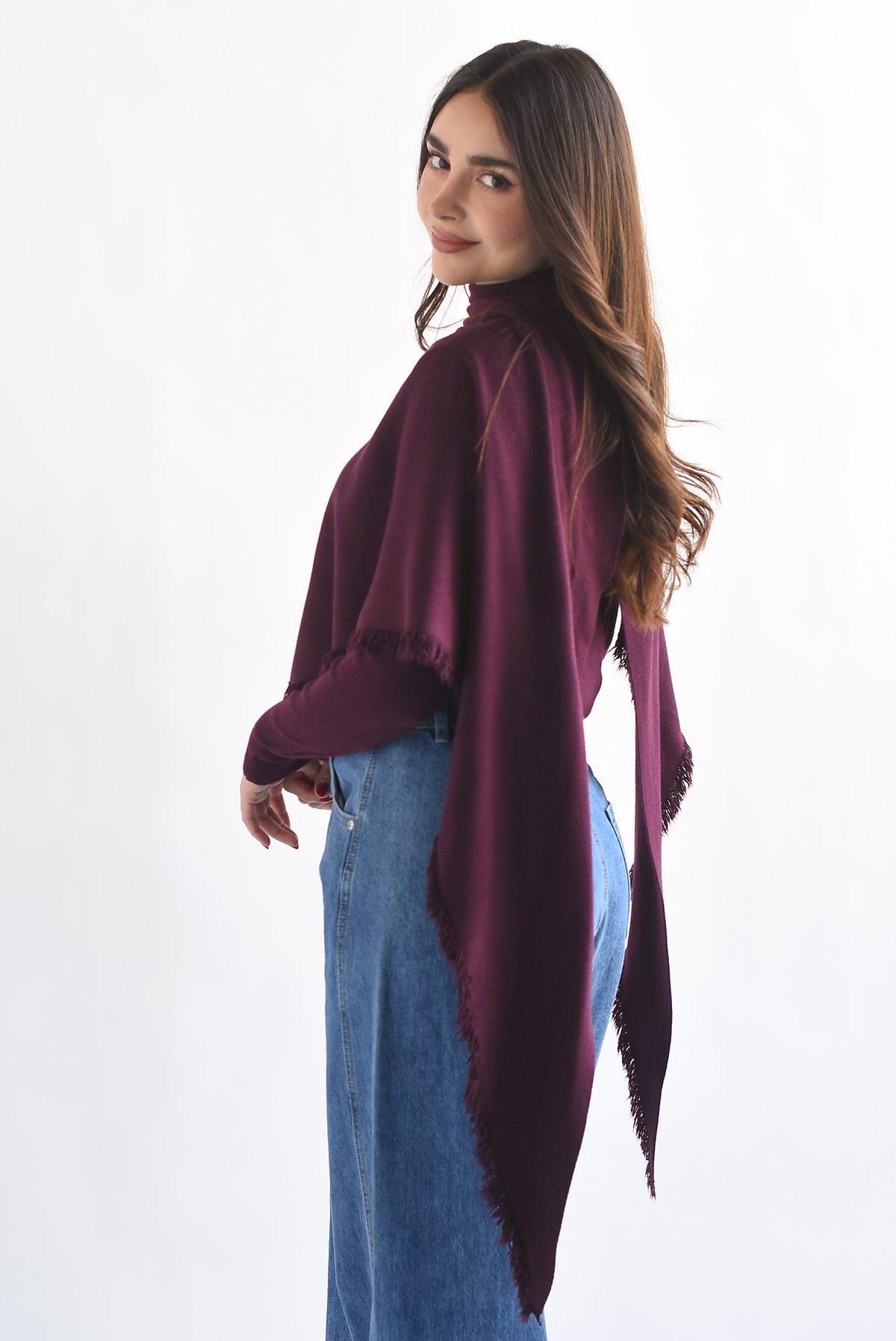 Sweater con capa
