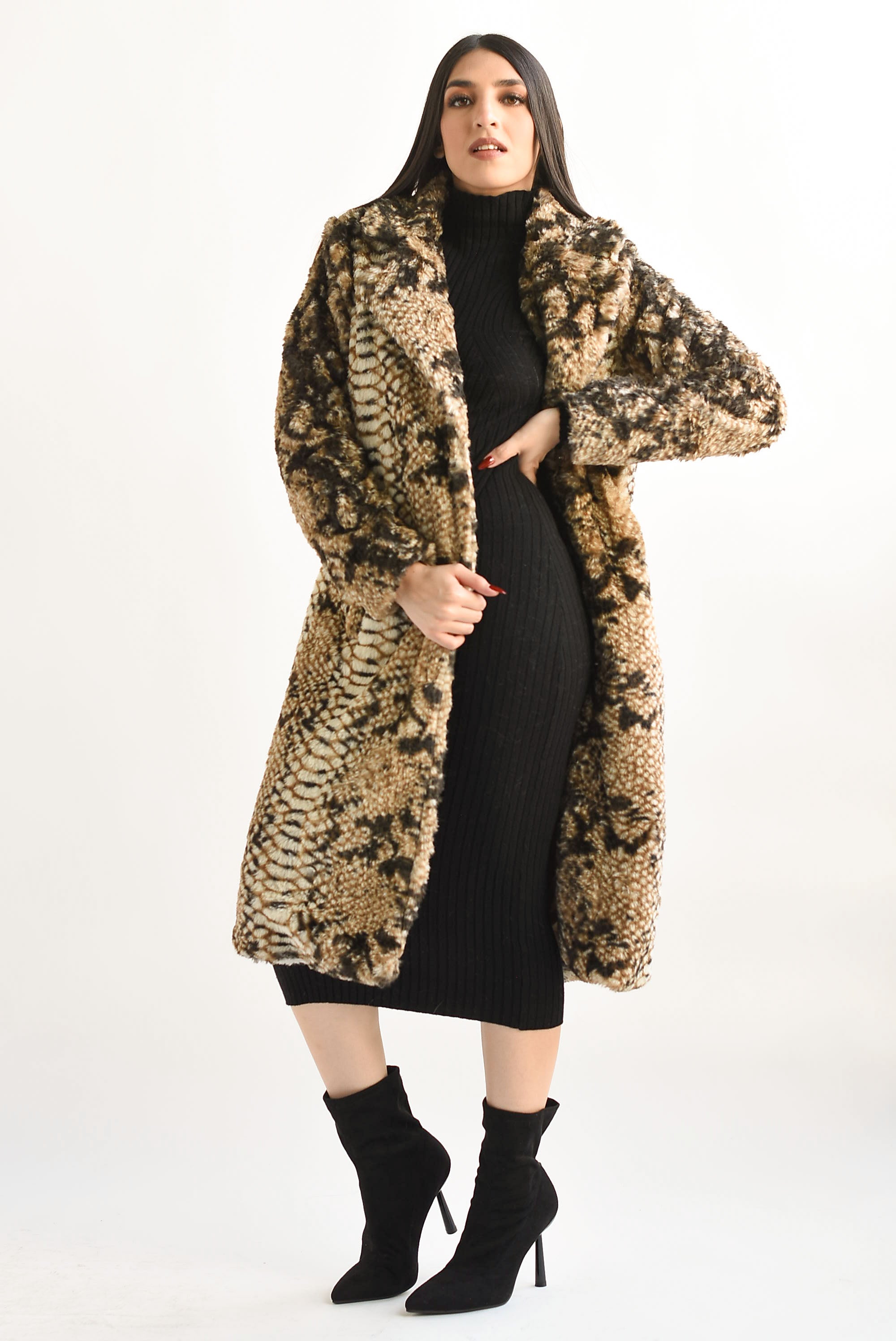 Abrigo fur Snake print