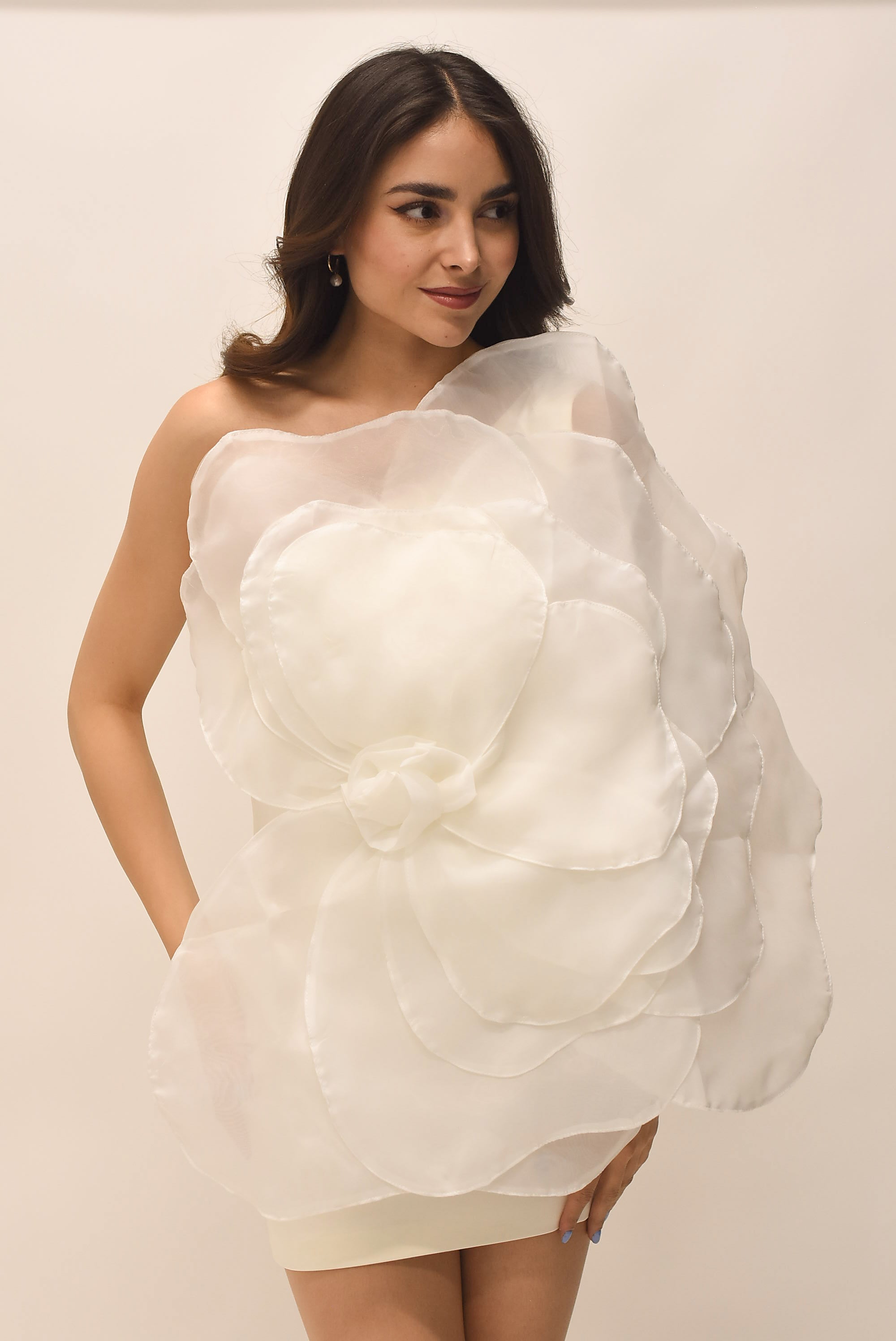 Vestido asimétrico Flor Organza 3D Blanco