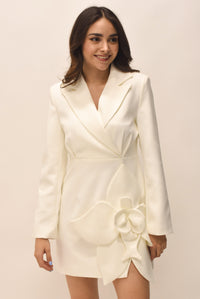 Fashion Styled Blazer Dress Flor 3D Blanco