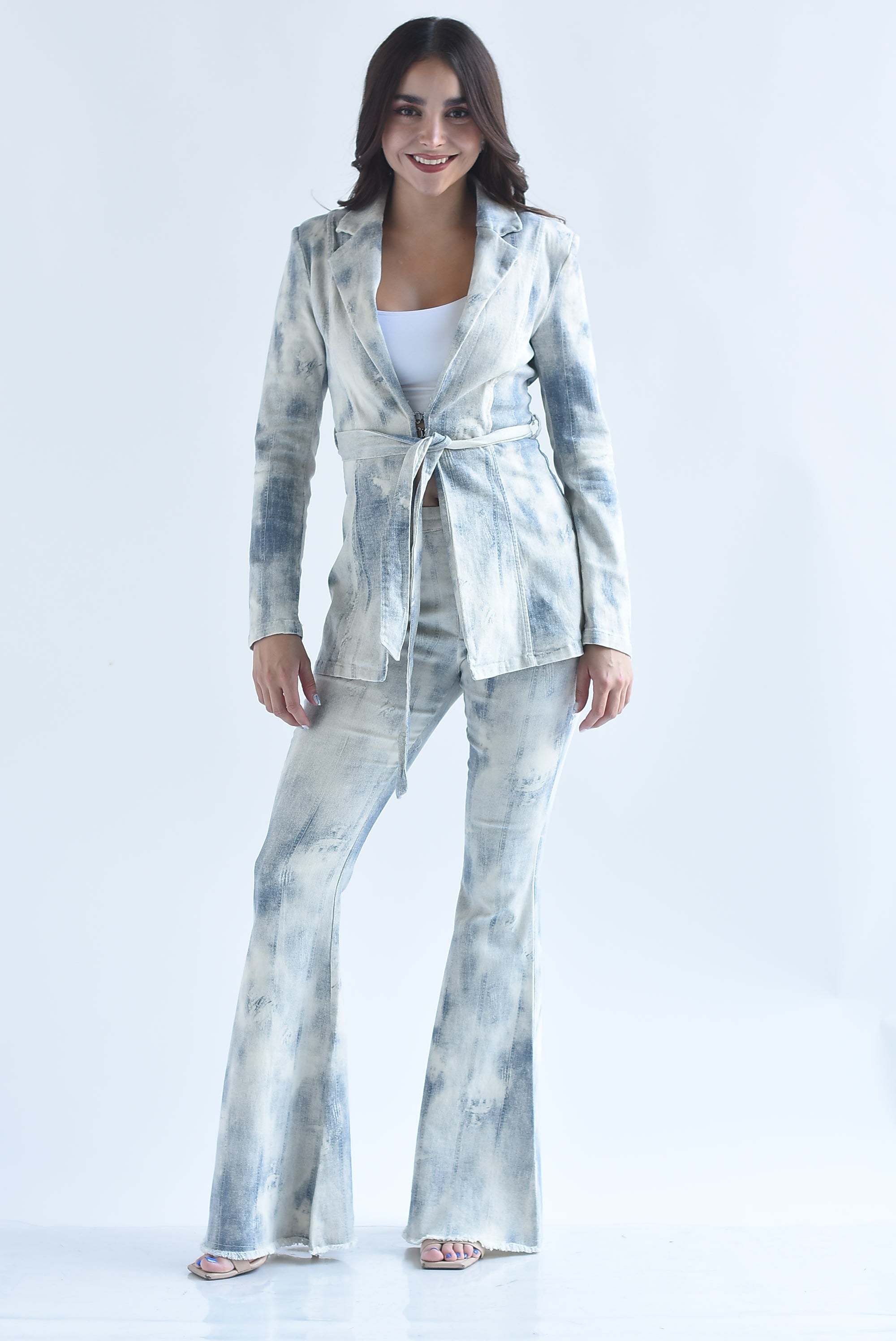 Set Pantalón flare y Blazer Denim acid wash