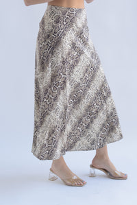 Fashion Styled Falda lencera Snake print