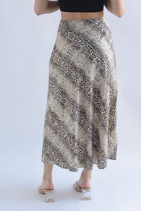 Fashion Styled Falda lencera Snake print
