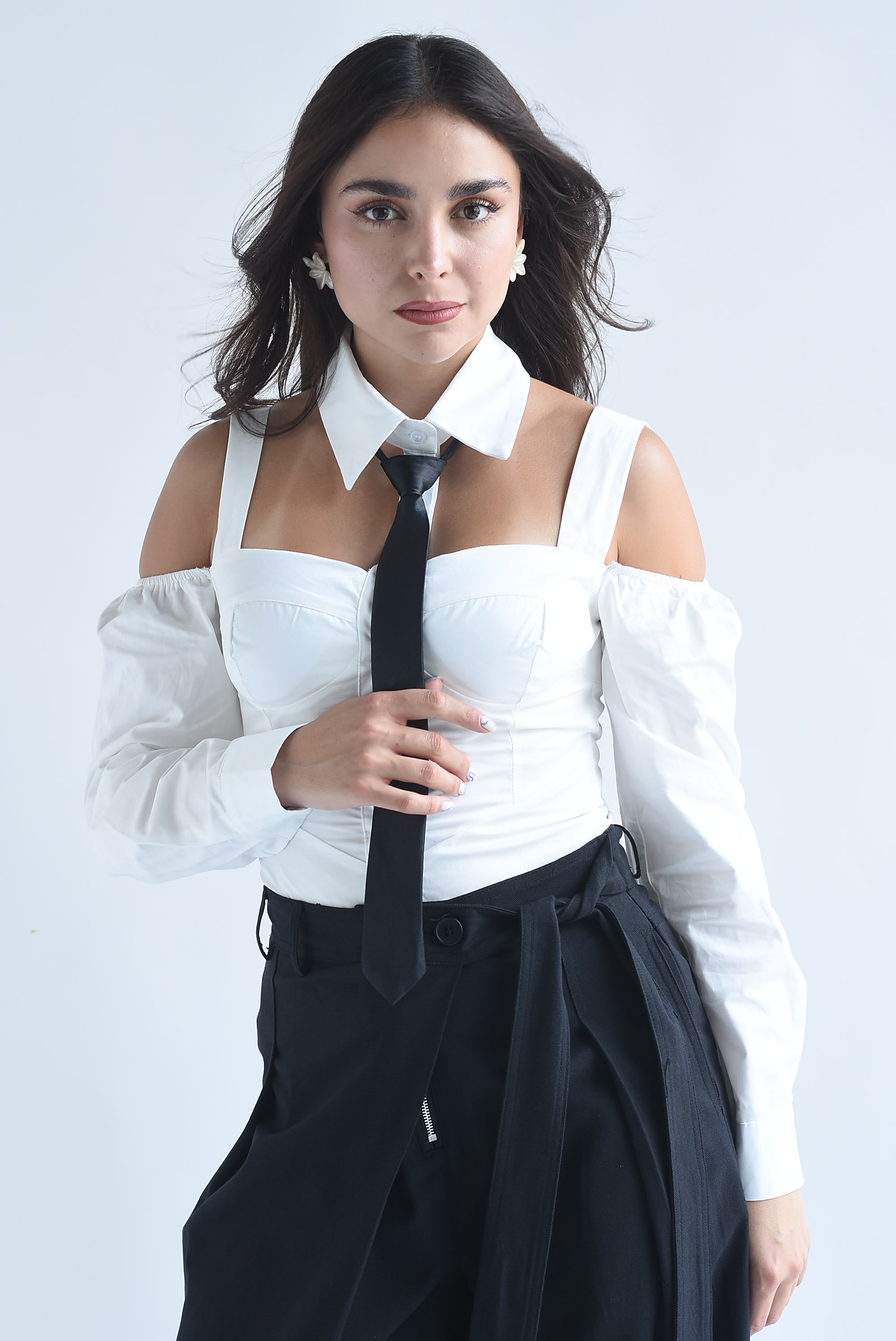 Camisa cut-out corset con corbata