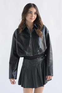 Fashion Styled Chamarra bomber vinipiel aglobada Negro