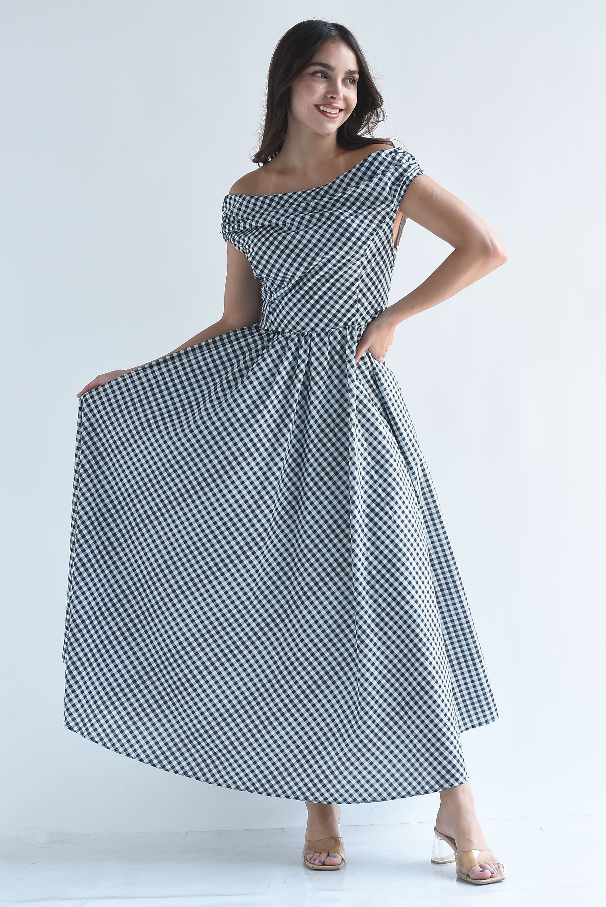 Vestido off-shoulder cuadro vichy