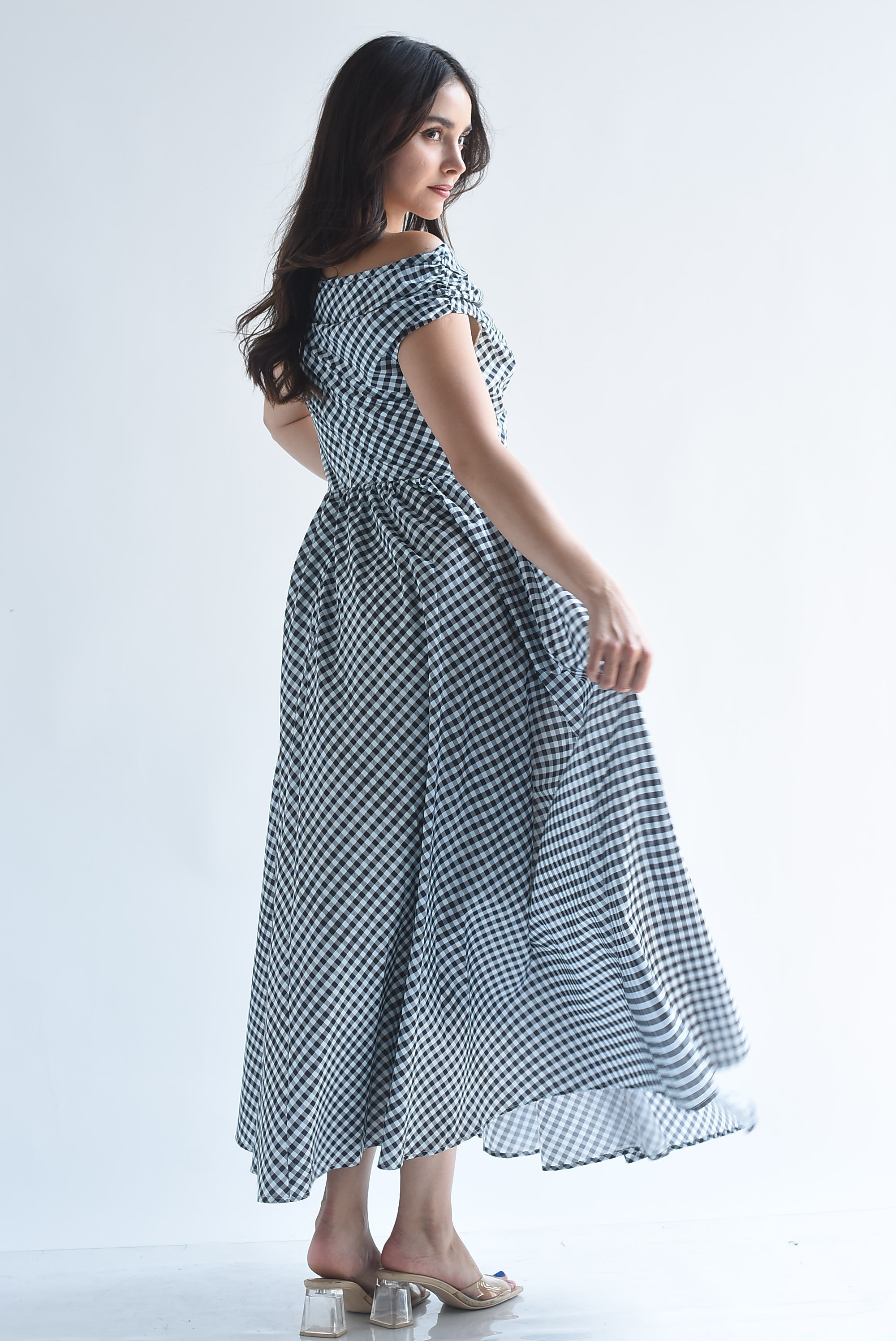 Vestido off-shoulder cuadro vichy