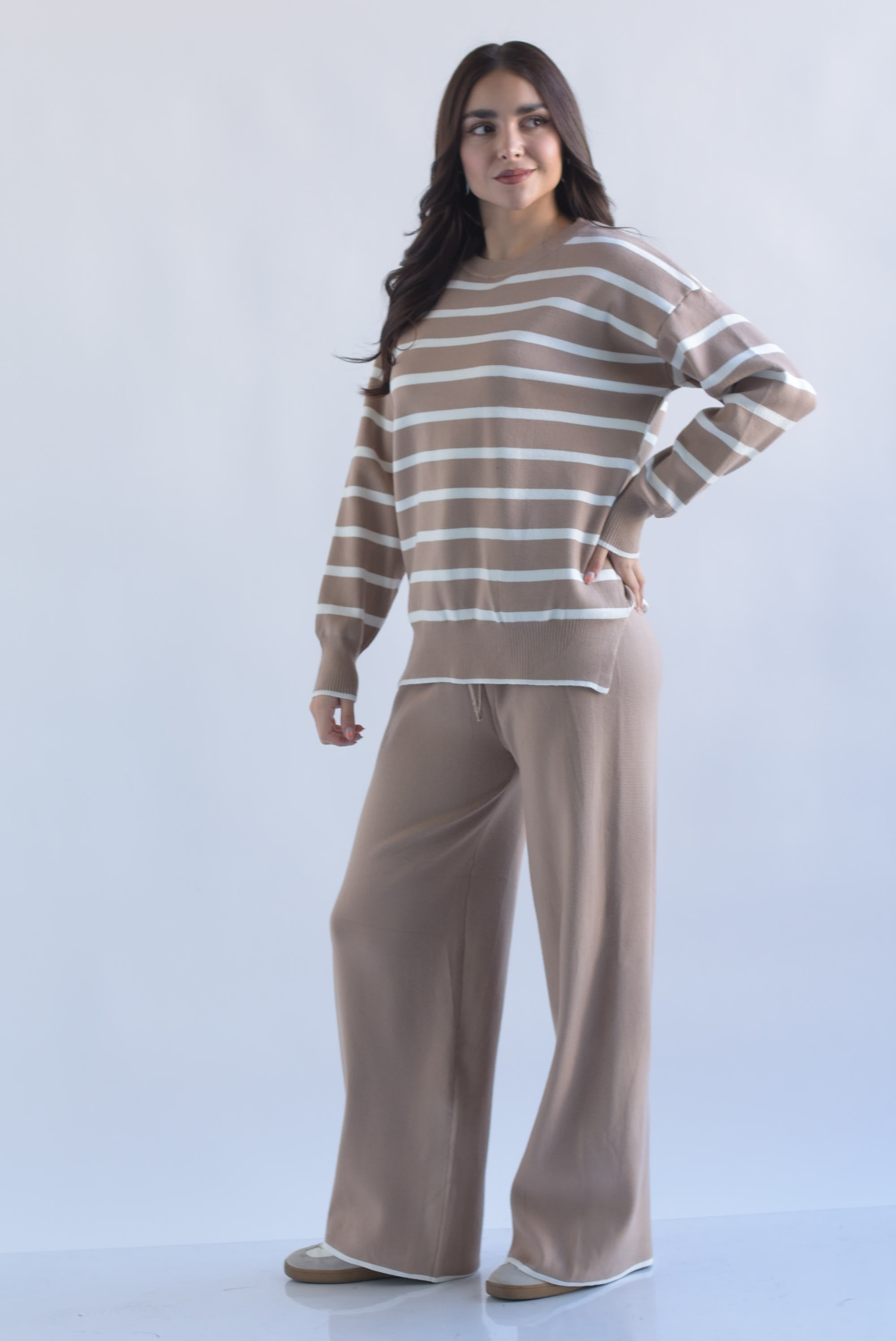 Set Pantalón jareta y Sweater rayas