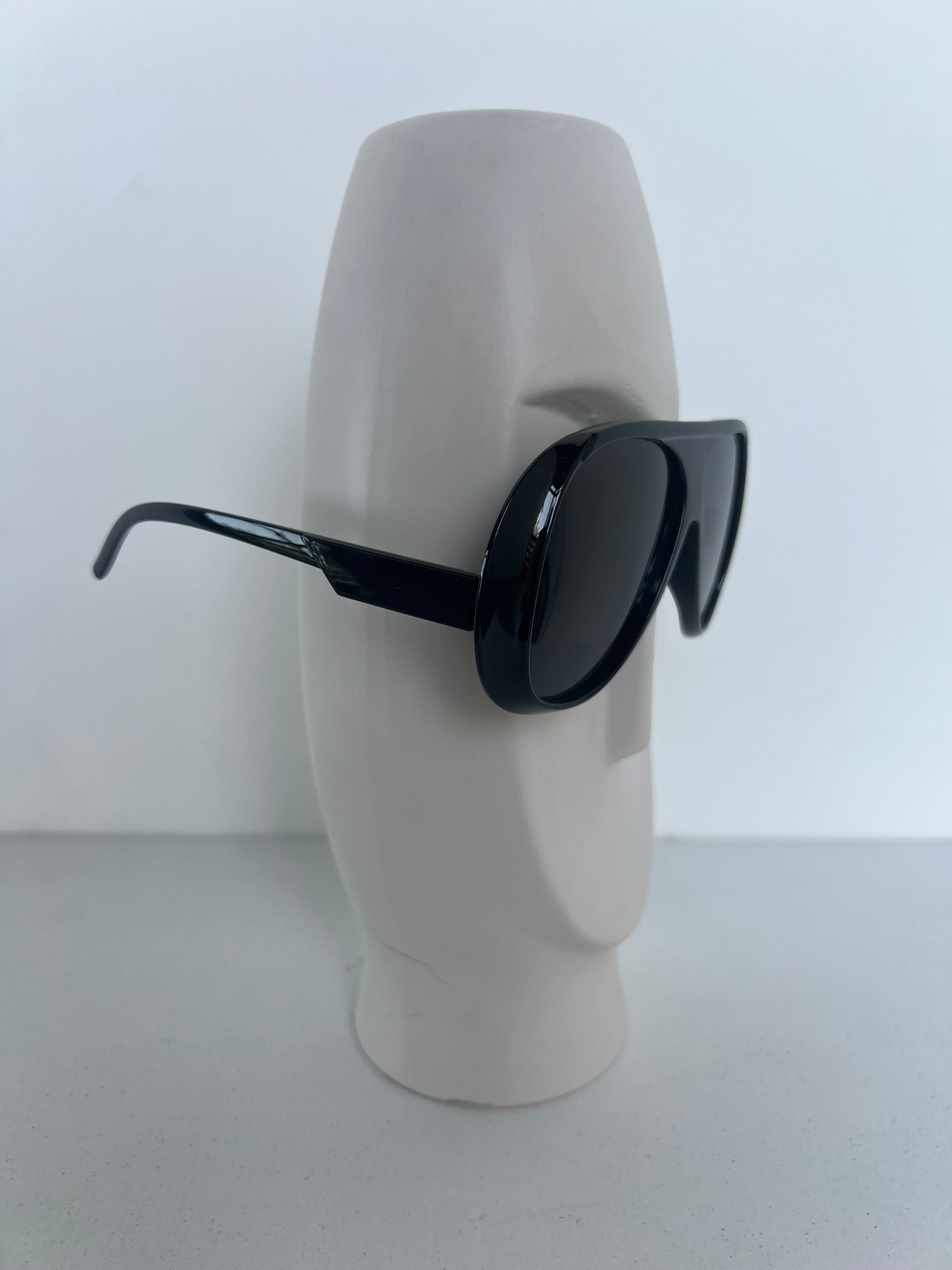 Lentes ovalado acrílico