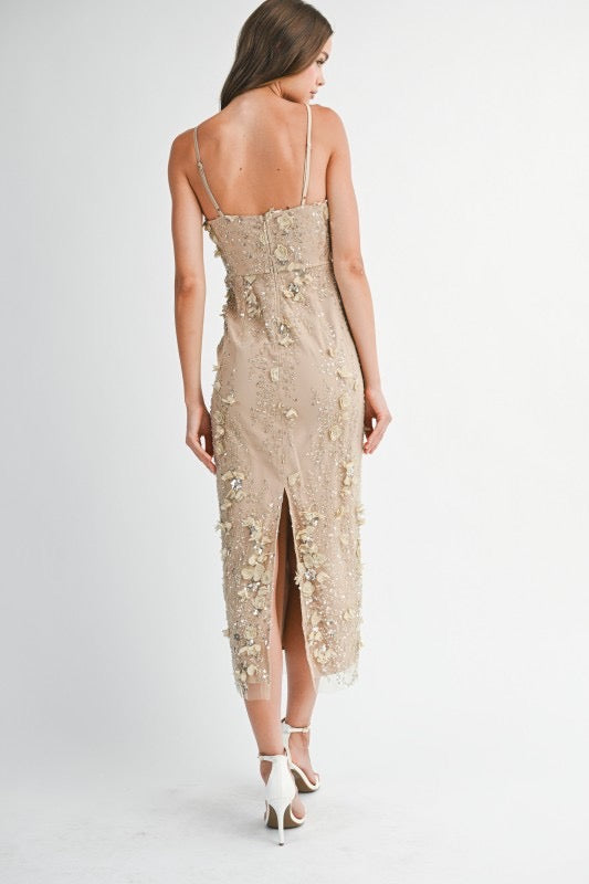 Vestido tirantes tulle flores Nude