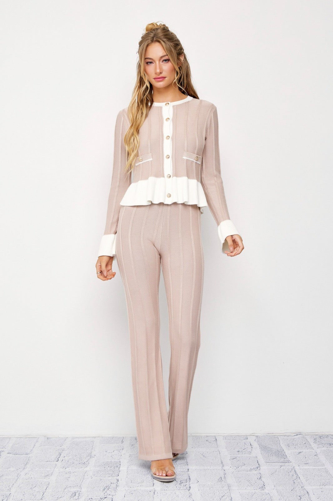 Set Pantalón y Cárdigan punto botones Moka