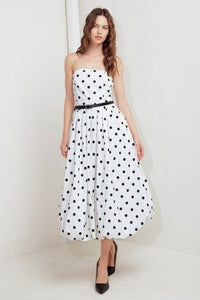 Fashion Styled Vestido globo strapless Polka Dots Blanco