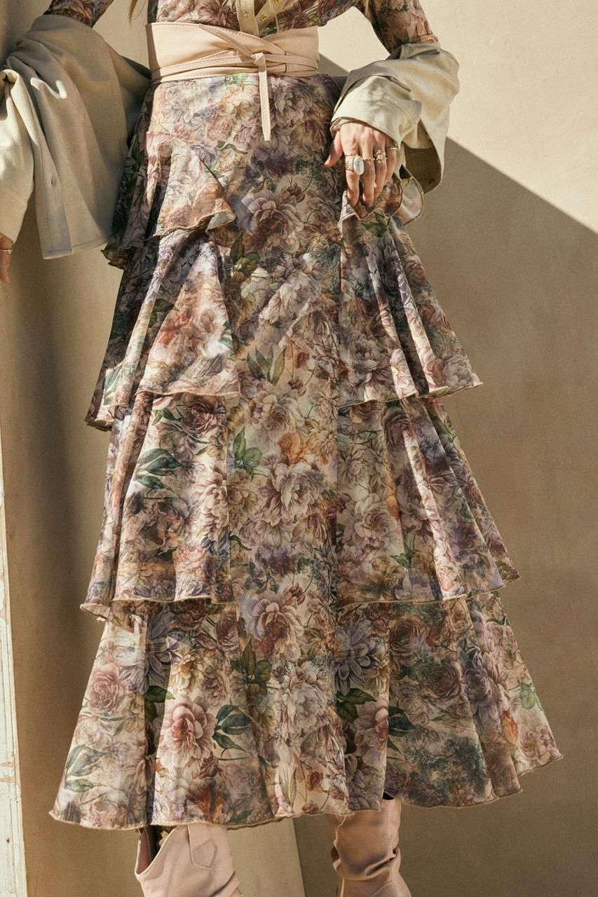 Falda larga mesh olanes flores tapiz