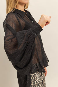 Fashion Styled Blusa corrugada manga vampiro Negro