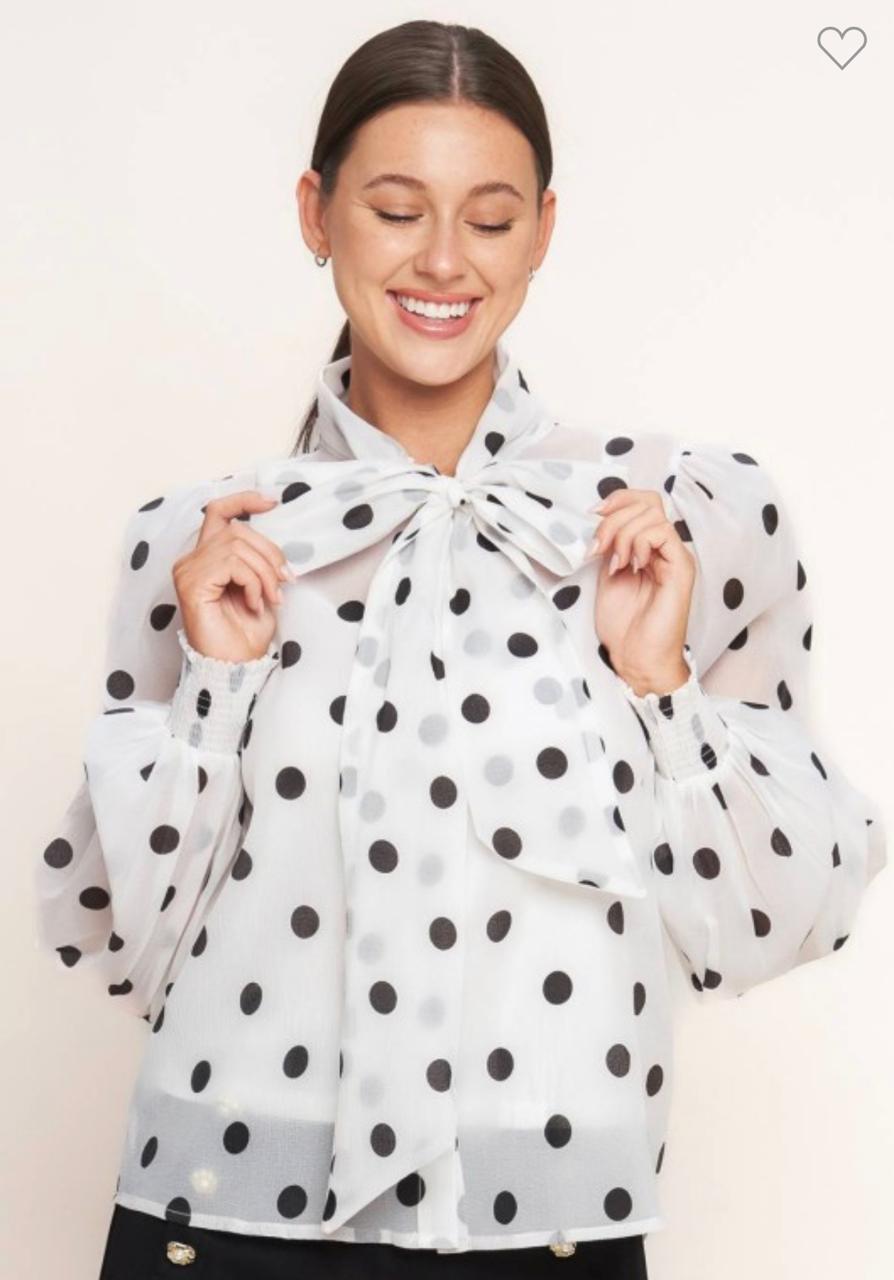 Blusa cinta en cuello polka dots Blanco