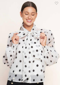Fashion Styled Blusa cinta en cuello polka dots Blanco