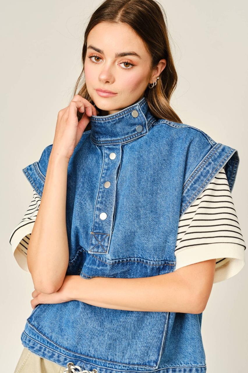 Chaleco Denim cuello funnel