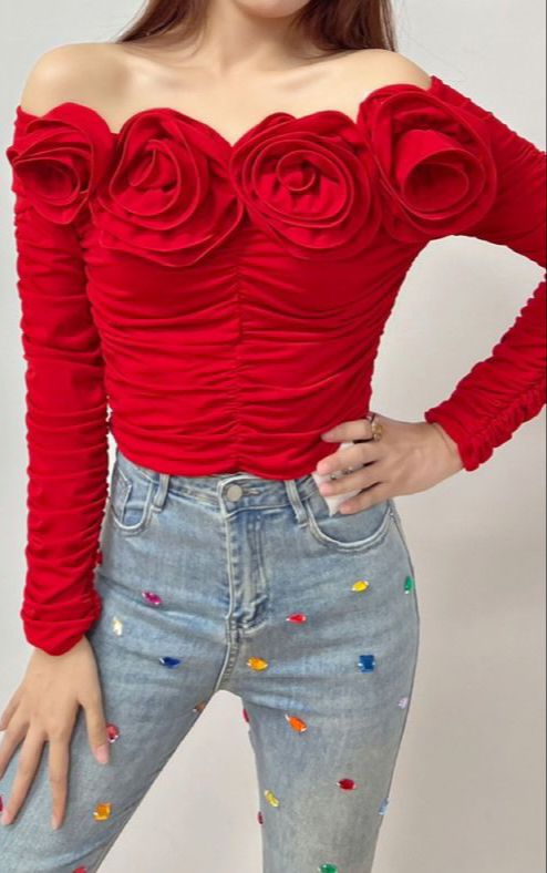Blusa drapeada flores Roja