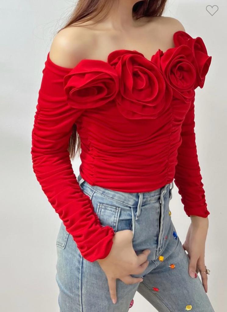 Blusa drapeada flores Roja