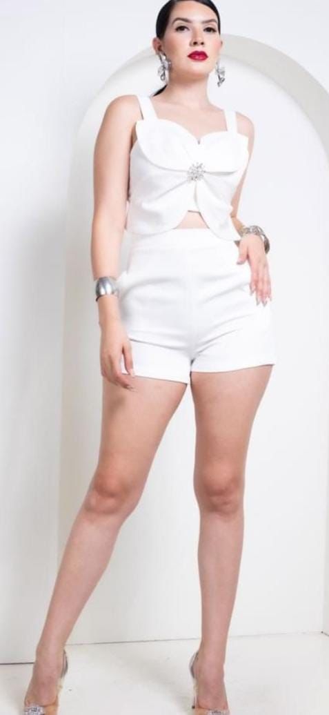 Set Short y Top Flor Blanco