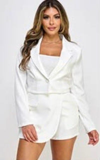 Fashion Styled Set Skort y Blazer crop Blanco